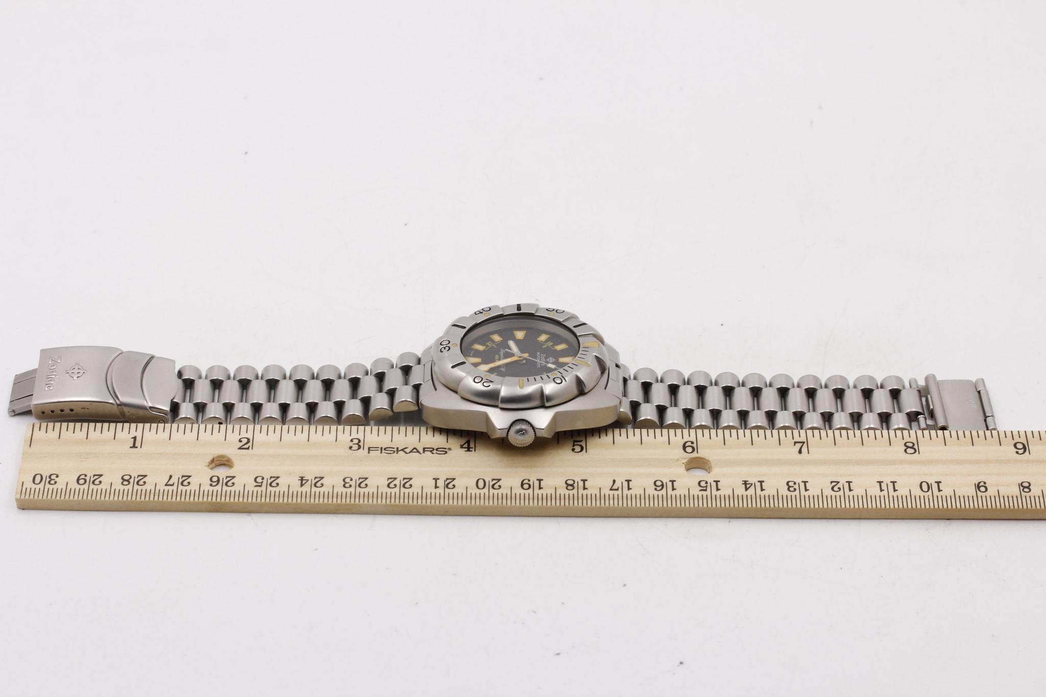 Watch Image 13