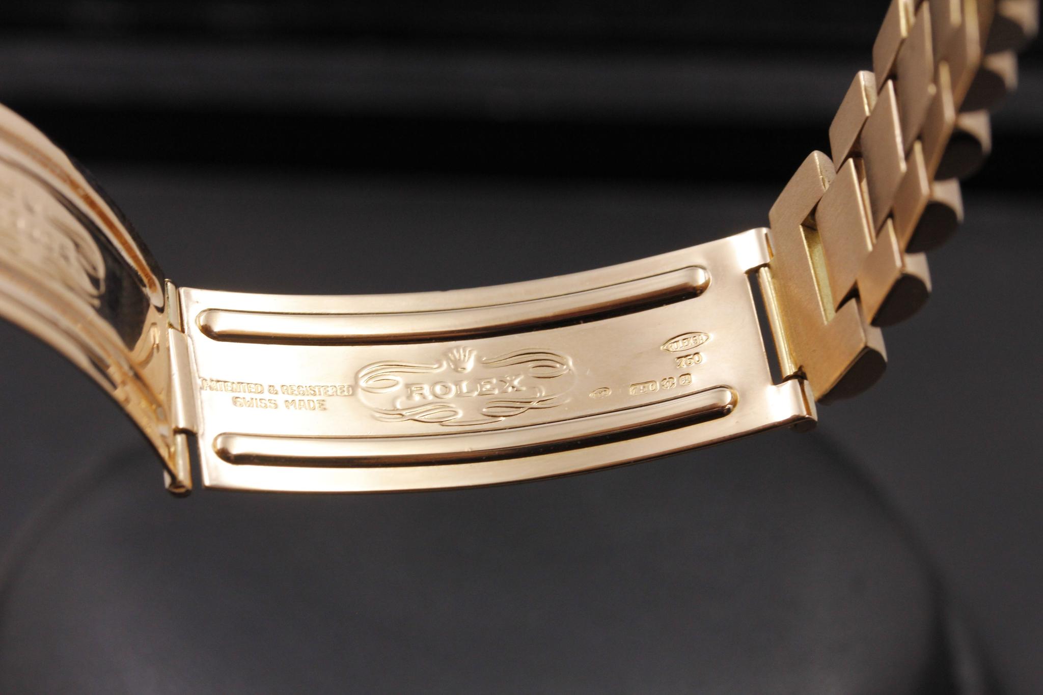 Watch Image 8