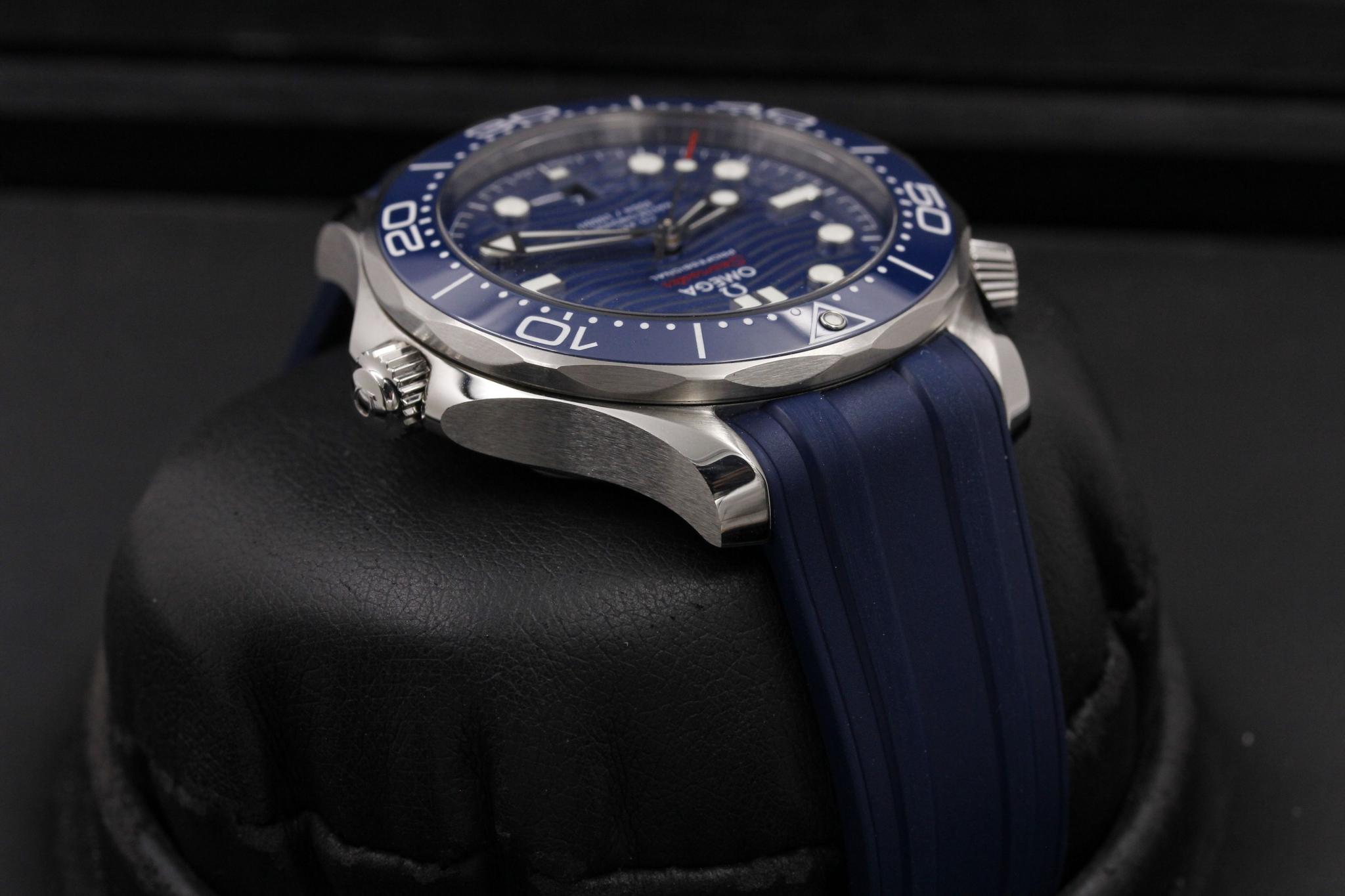 Watch Image 4