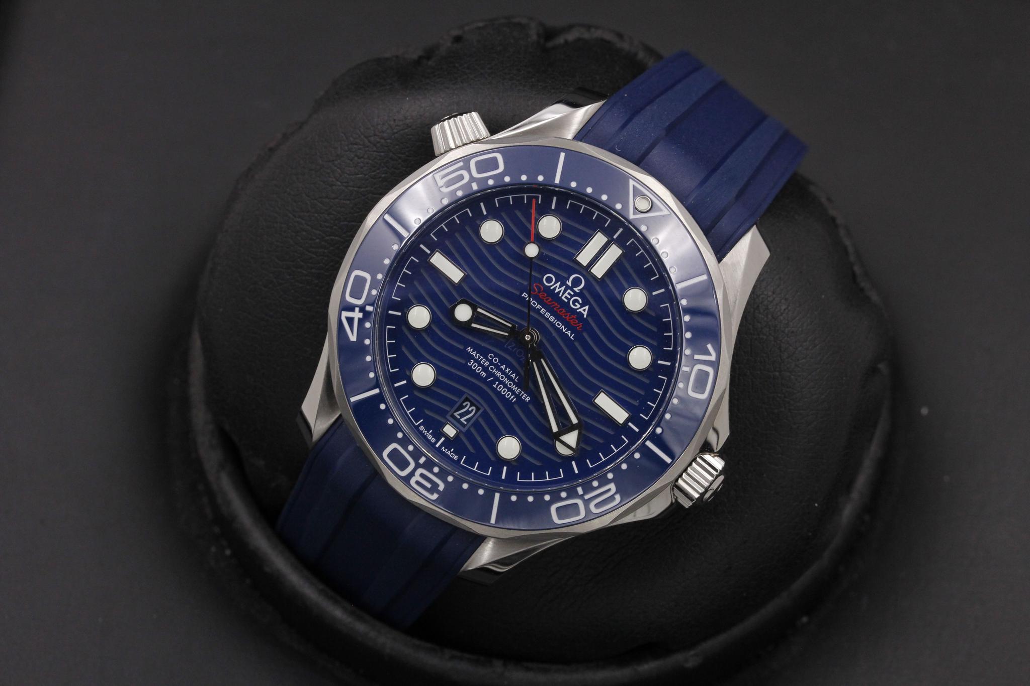 Watch Image 9