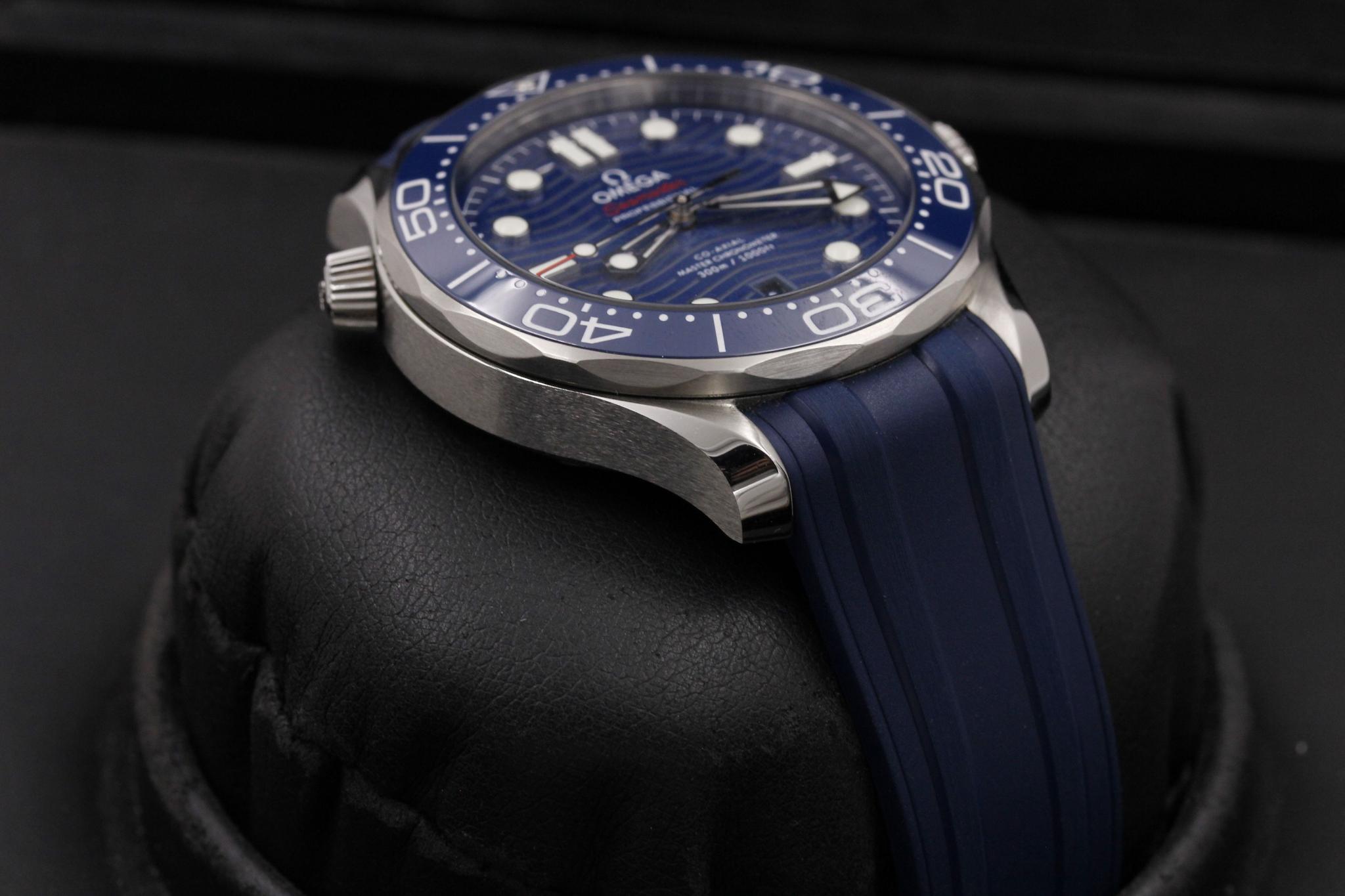 Watch Image 6