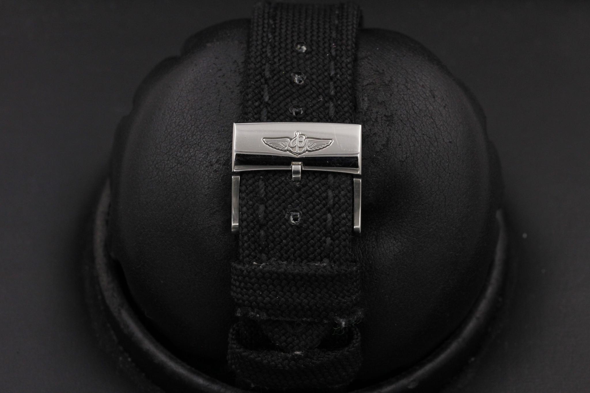 Watch Image 8