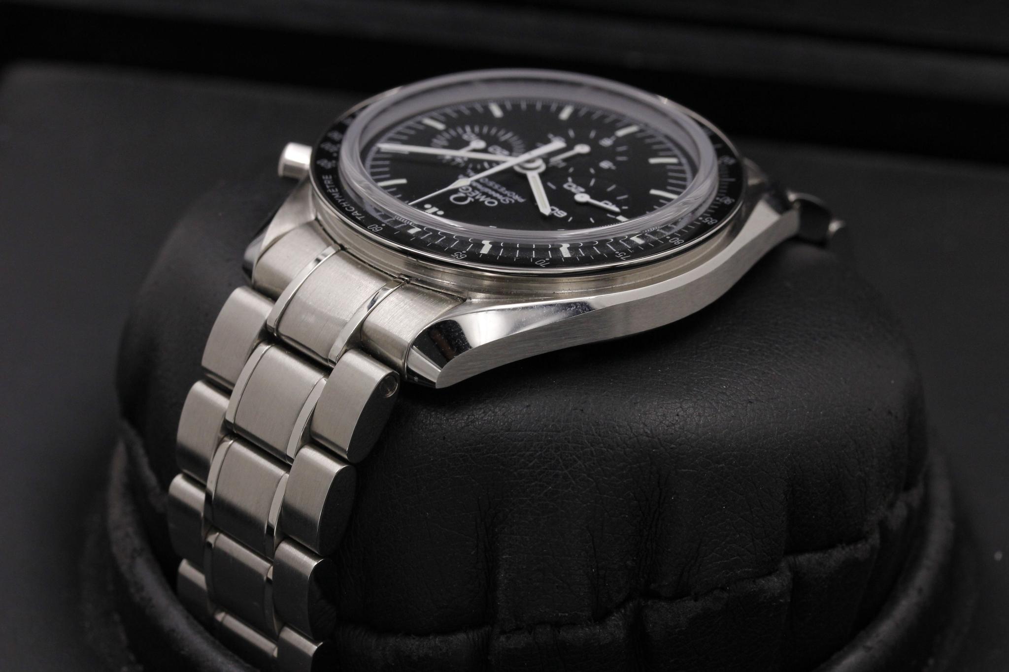 Watch Image 5