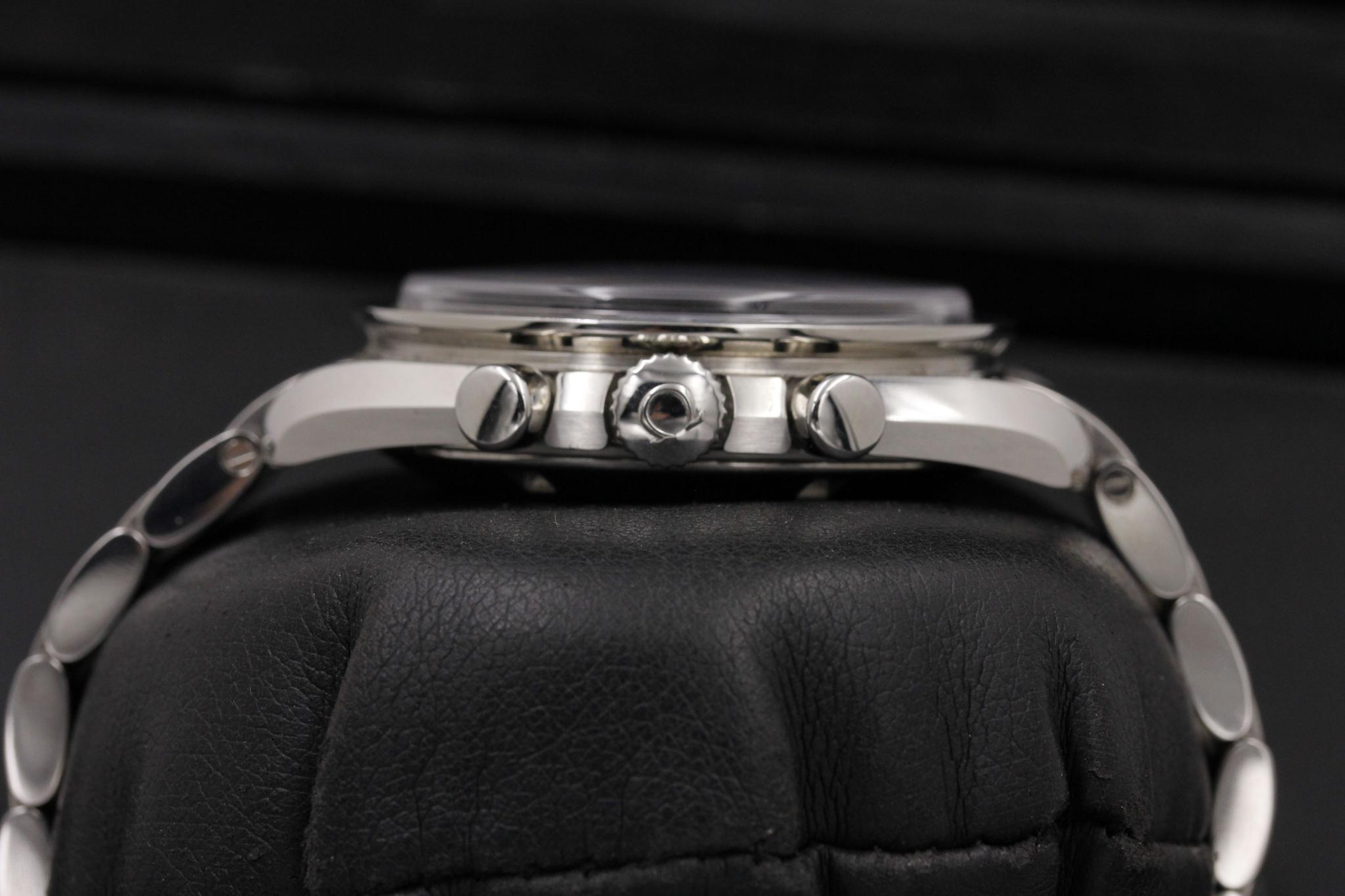 Watch Image 3