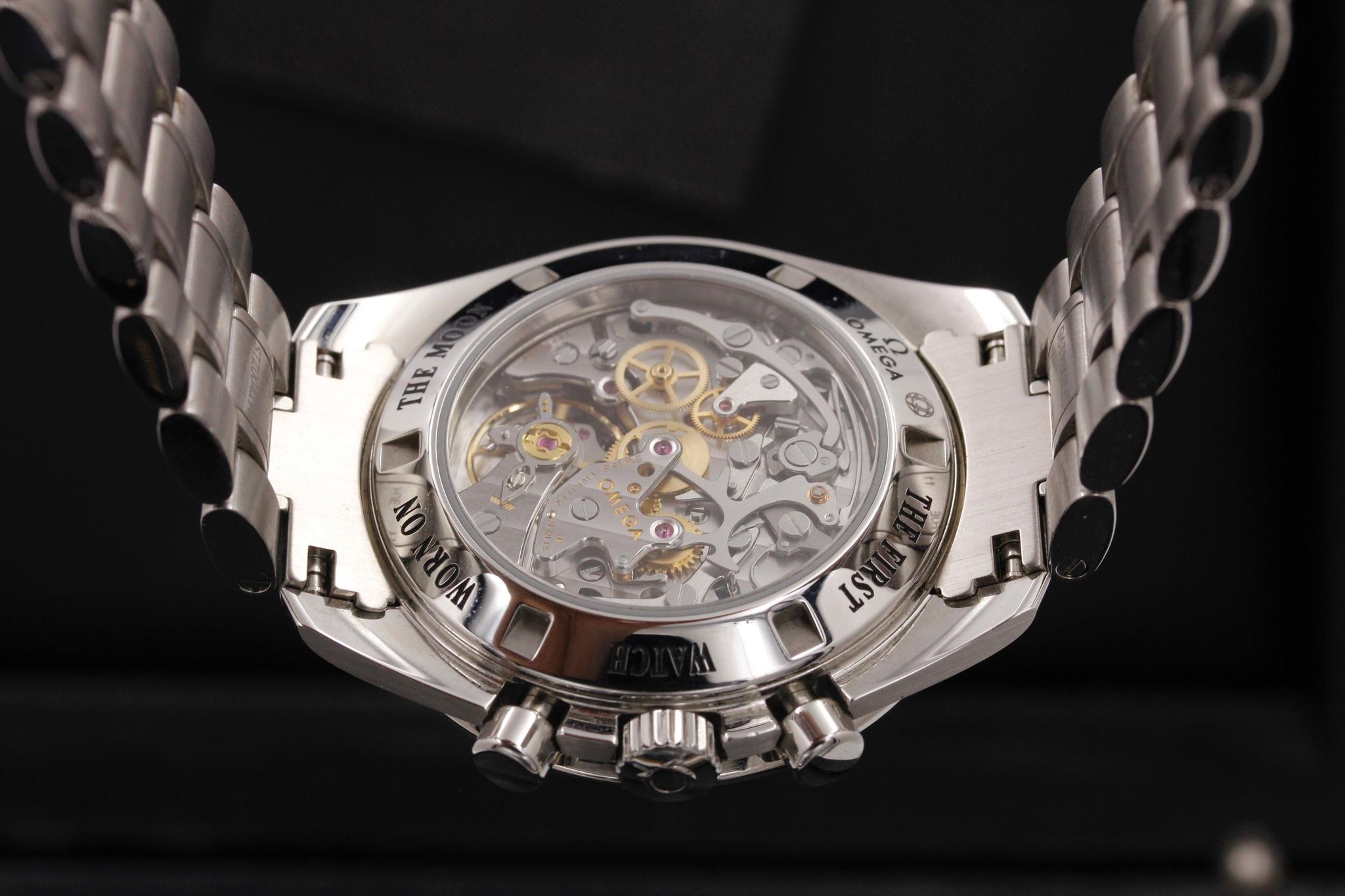 Watch Image 7