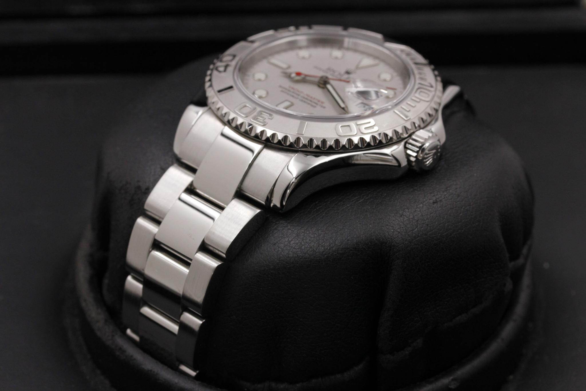 Watch Image 2