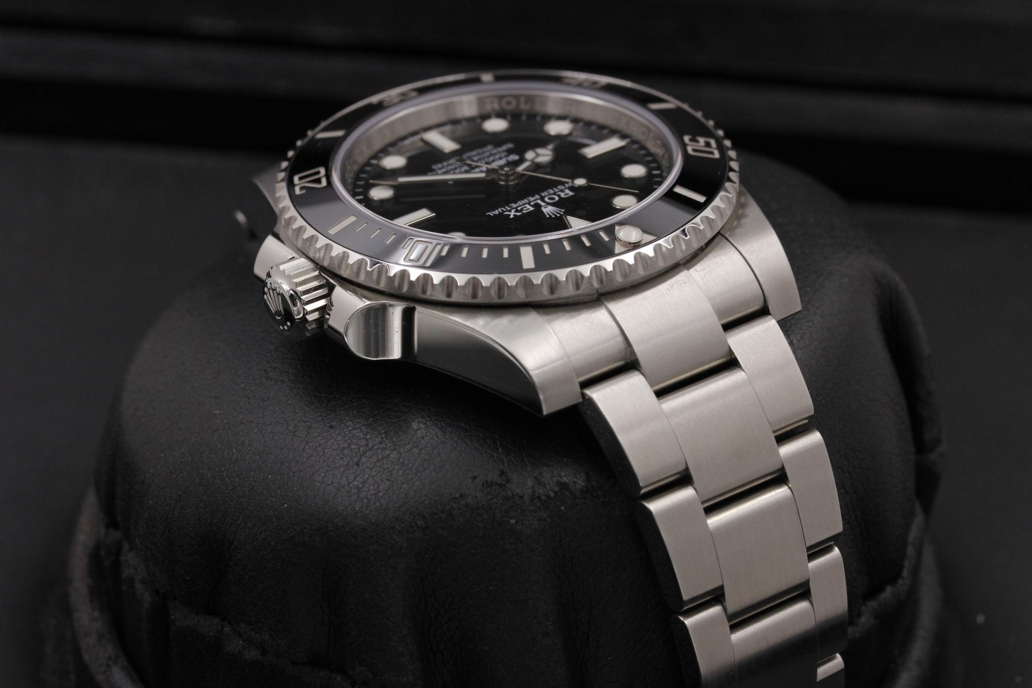 Watch Image 4