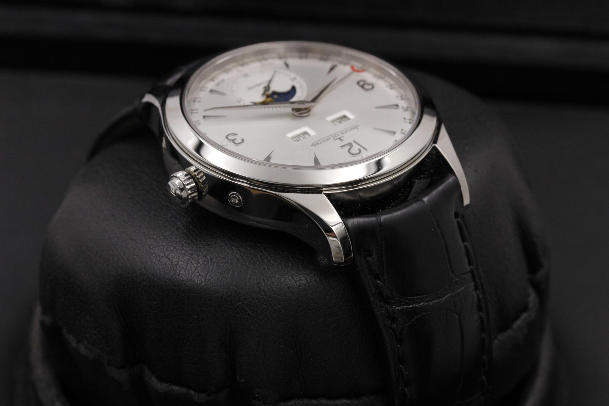 Watch Image 4