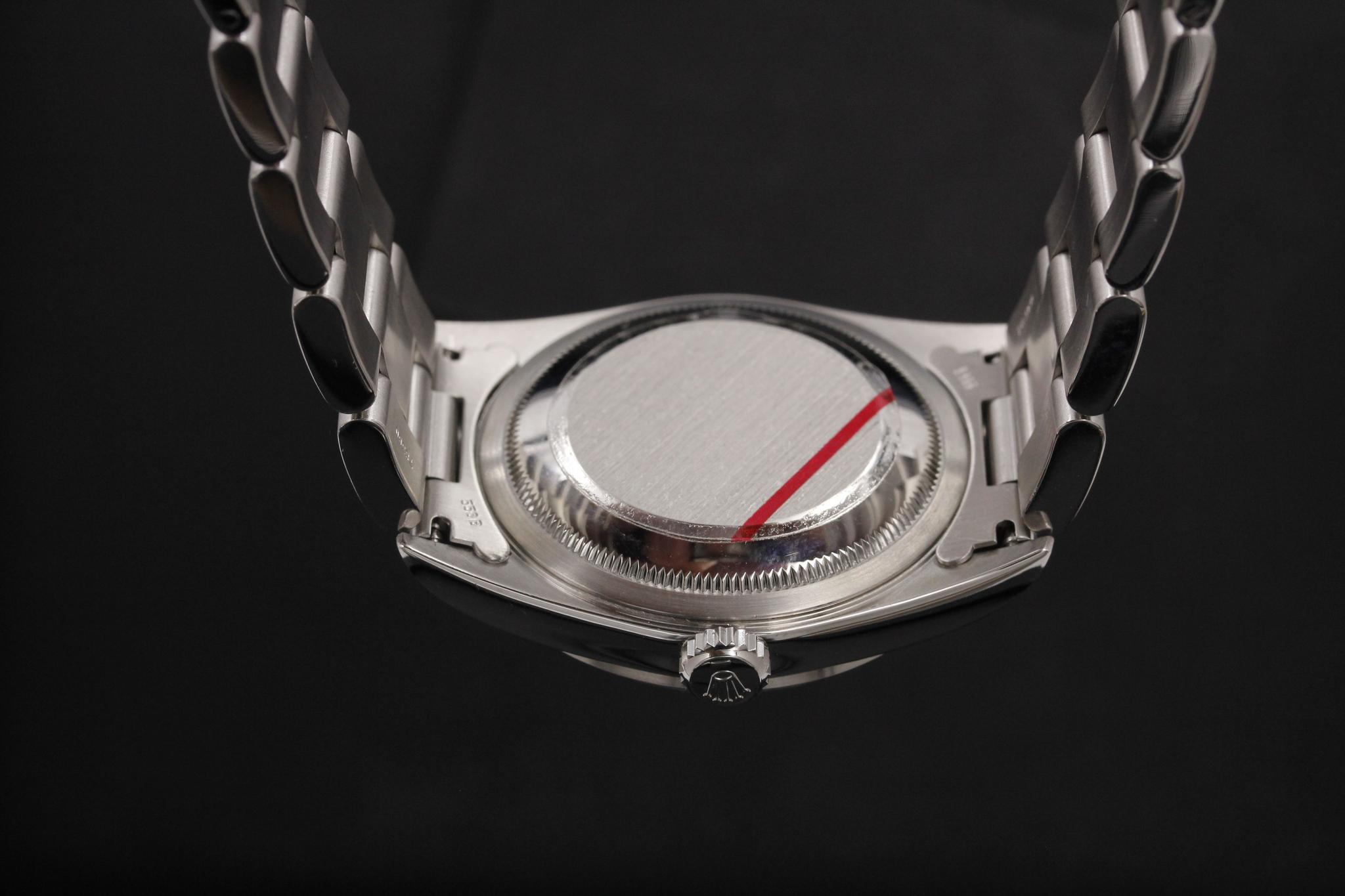 Watch Image 7