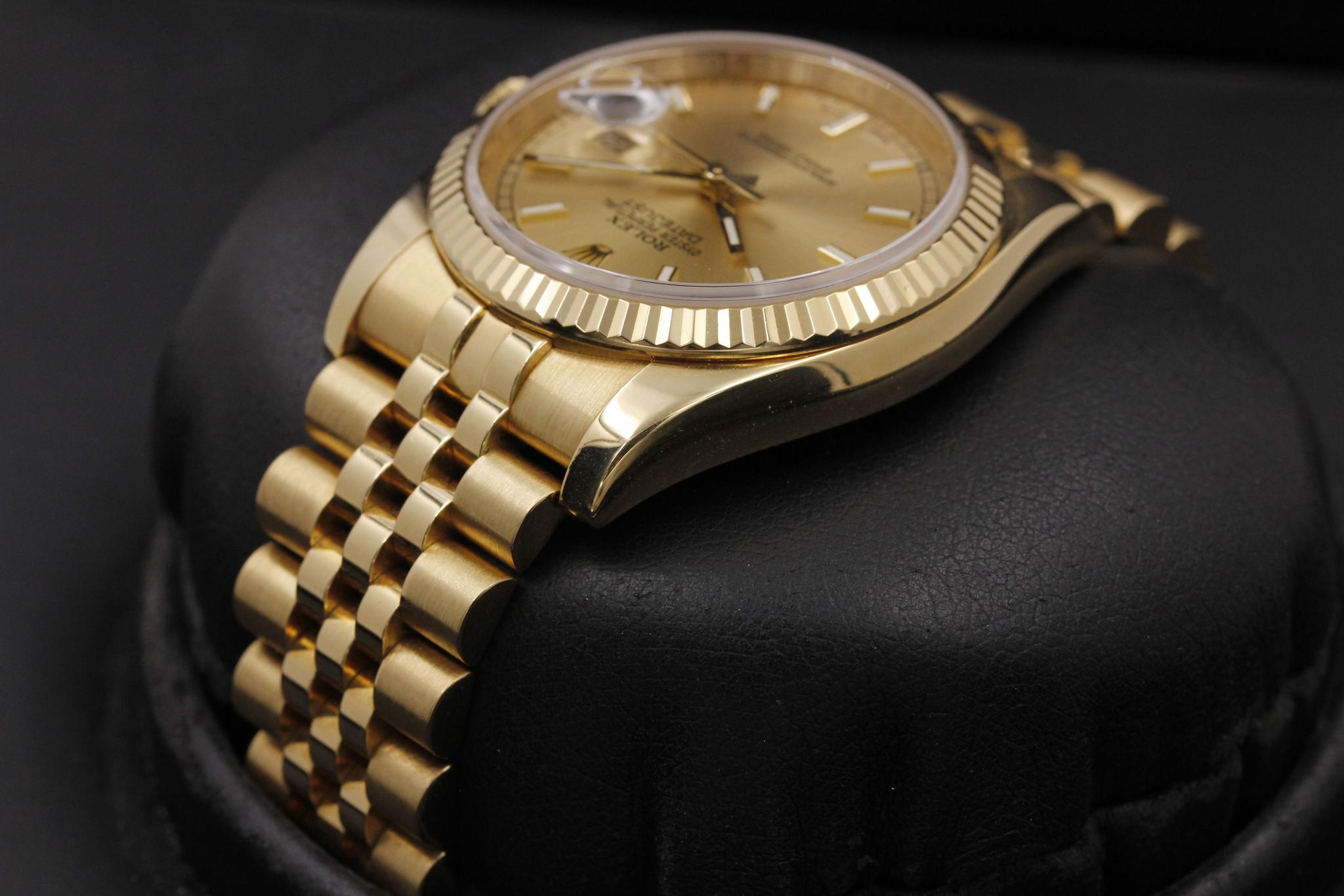 Watch Image 5