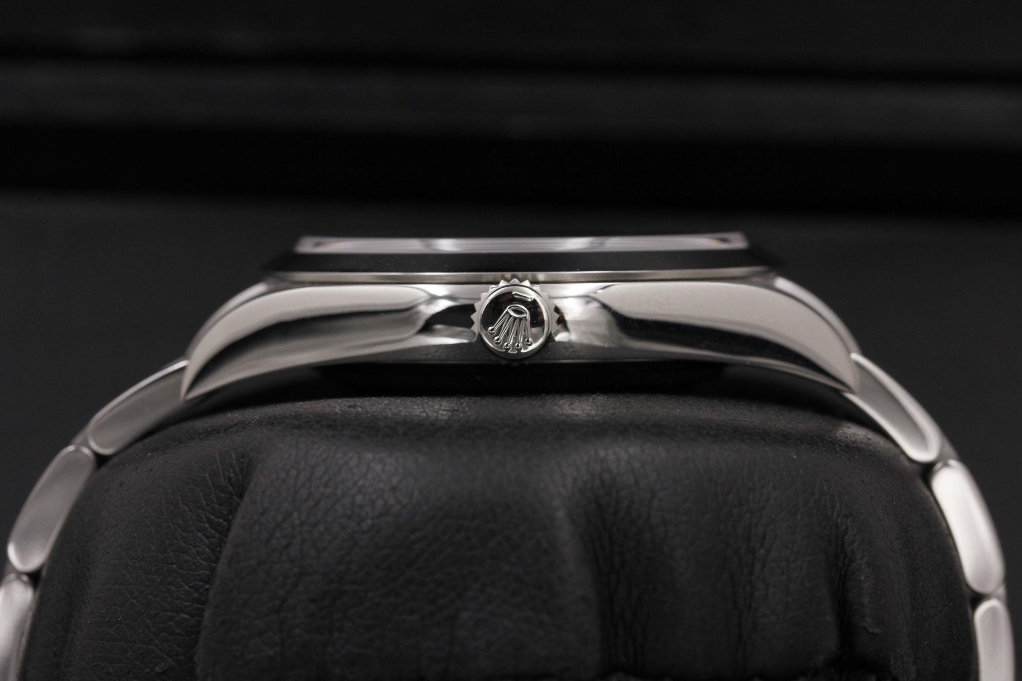 Watch Image 3
