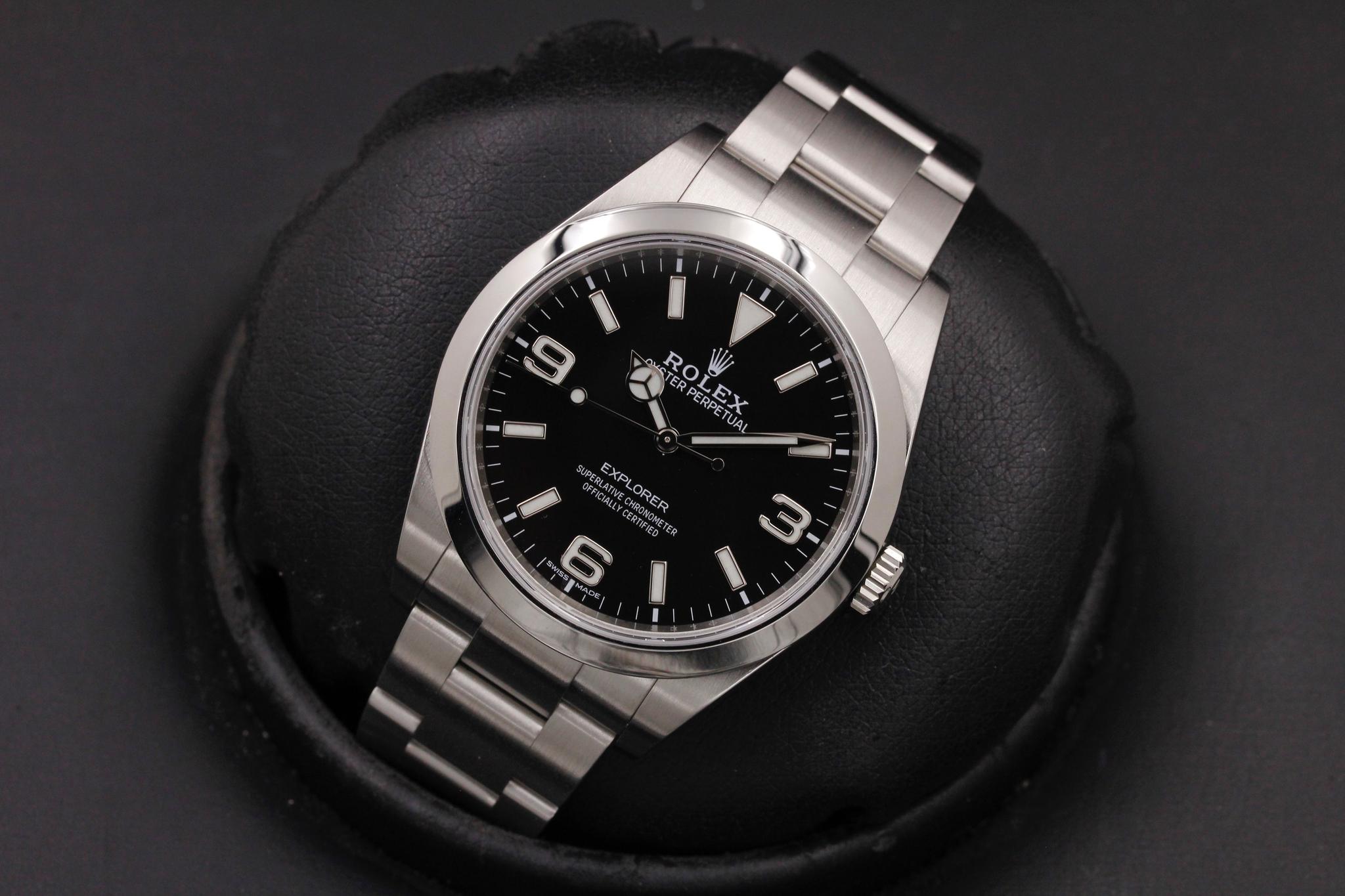 Watch Image 9