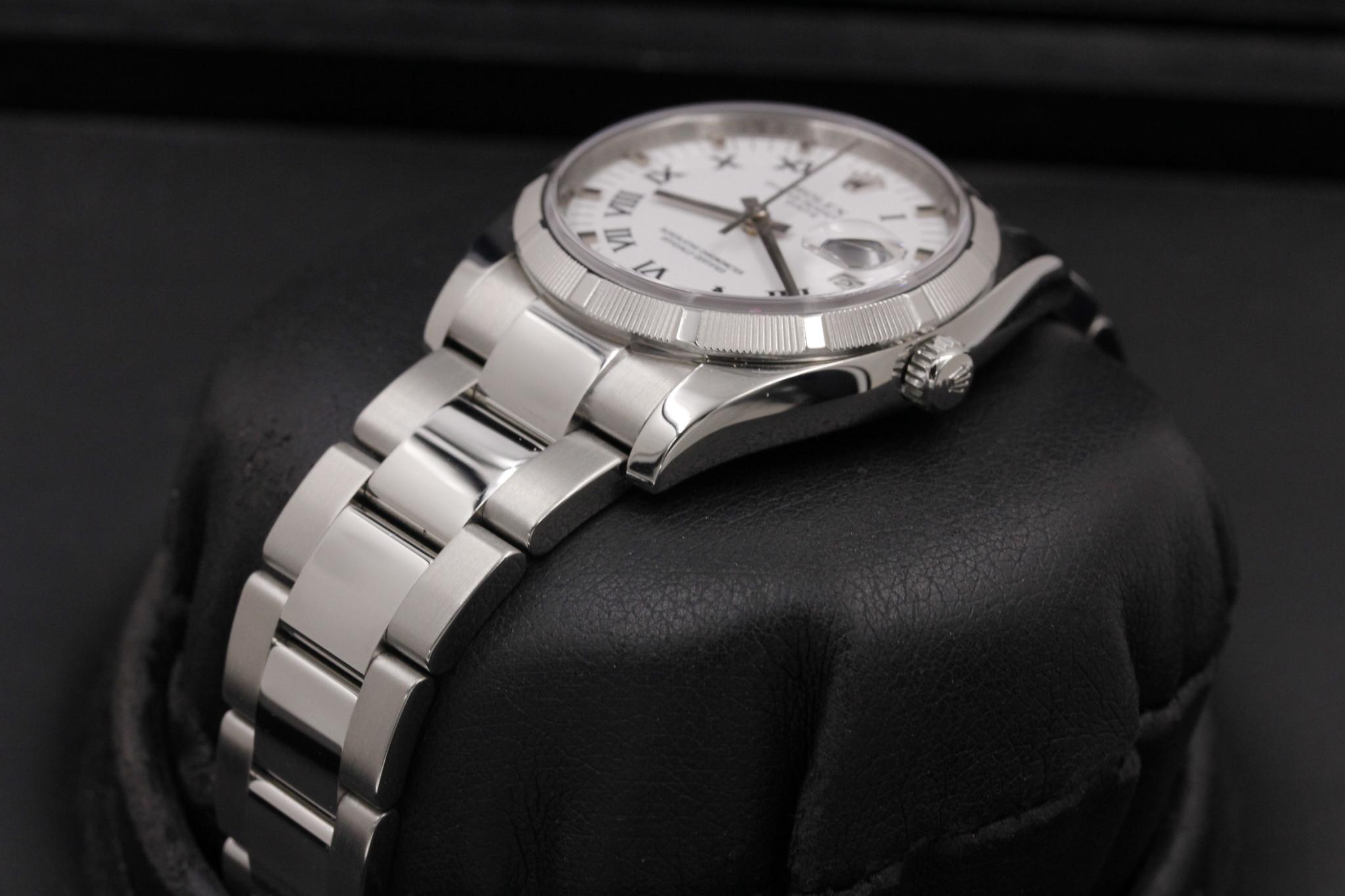 Watch Image 2