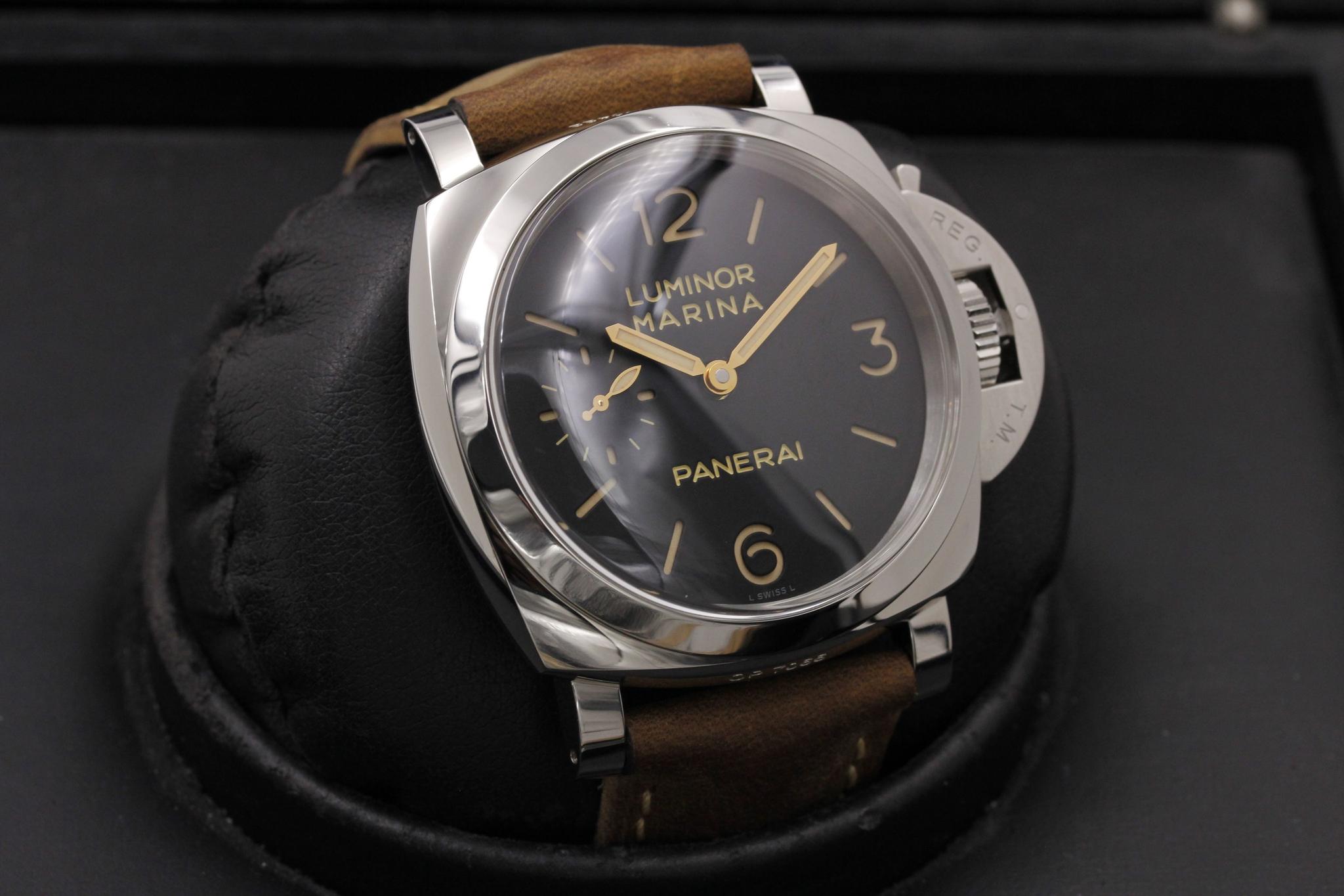 Watch Image 10