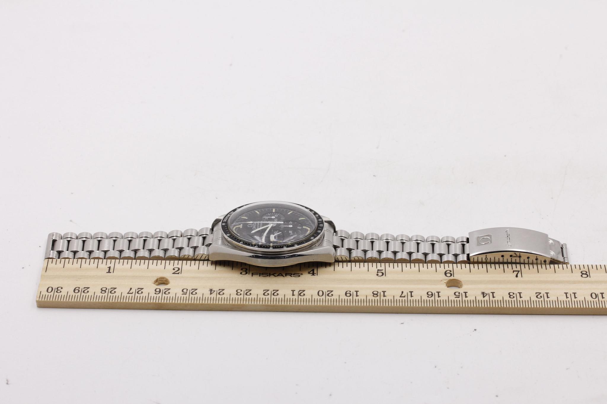 Watch Image 12