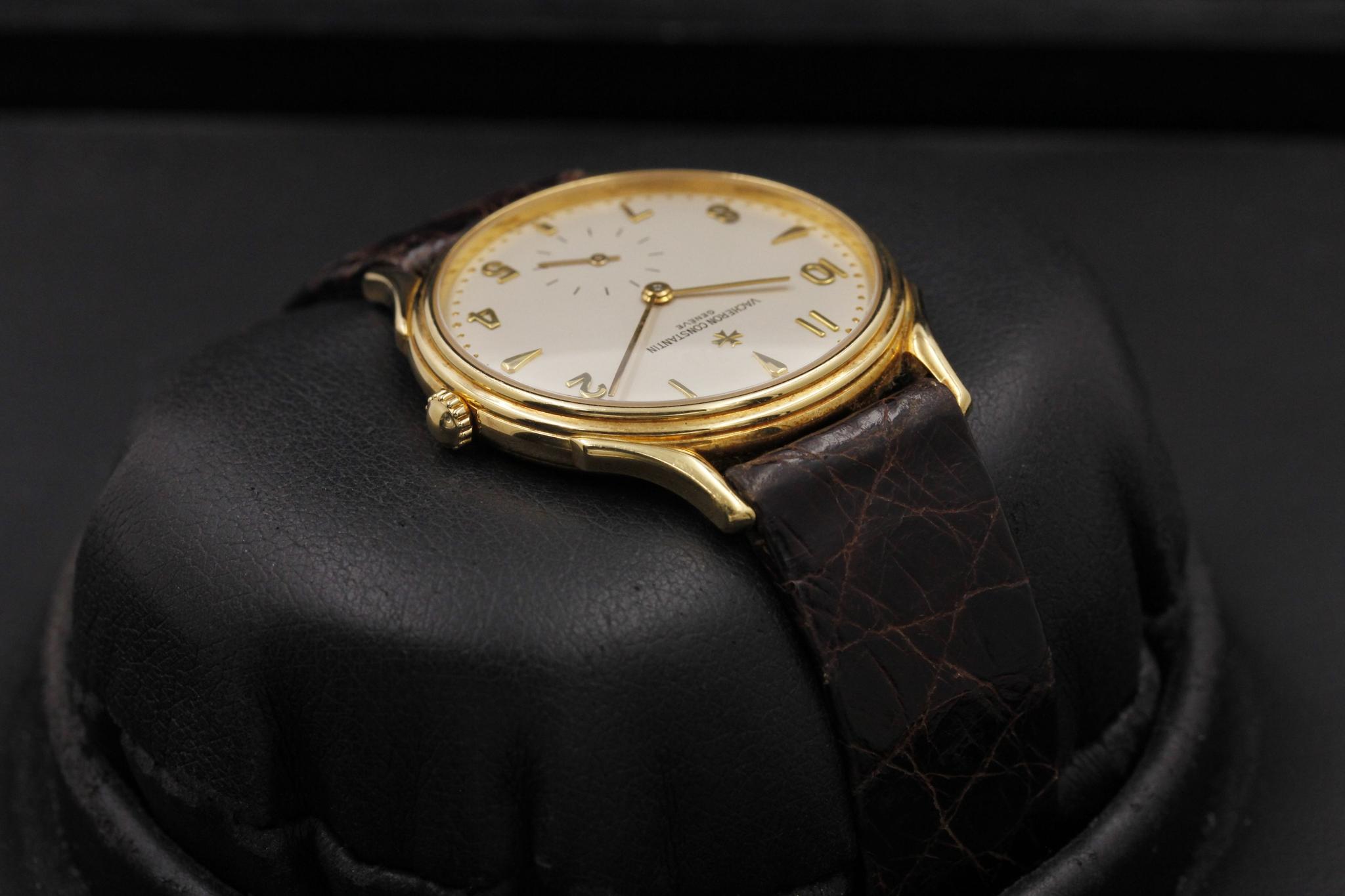Watch Image 4