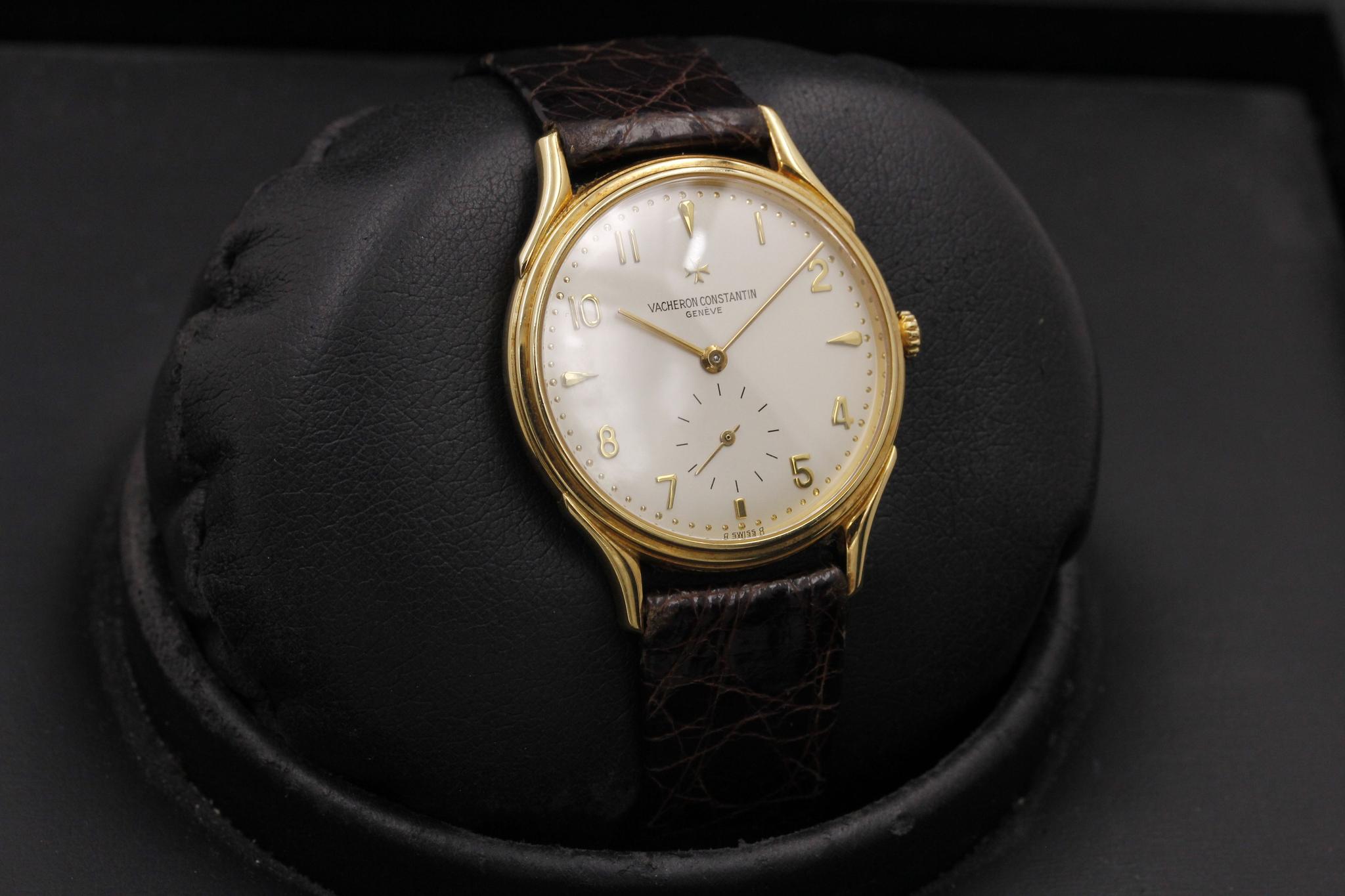 Watch Image 11