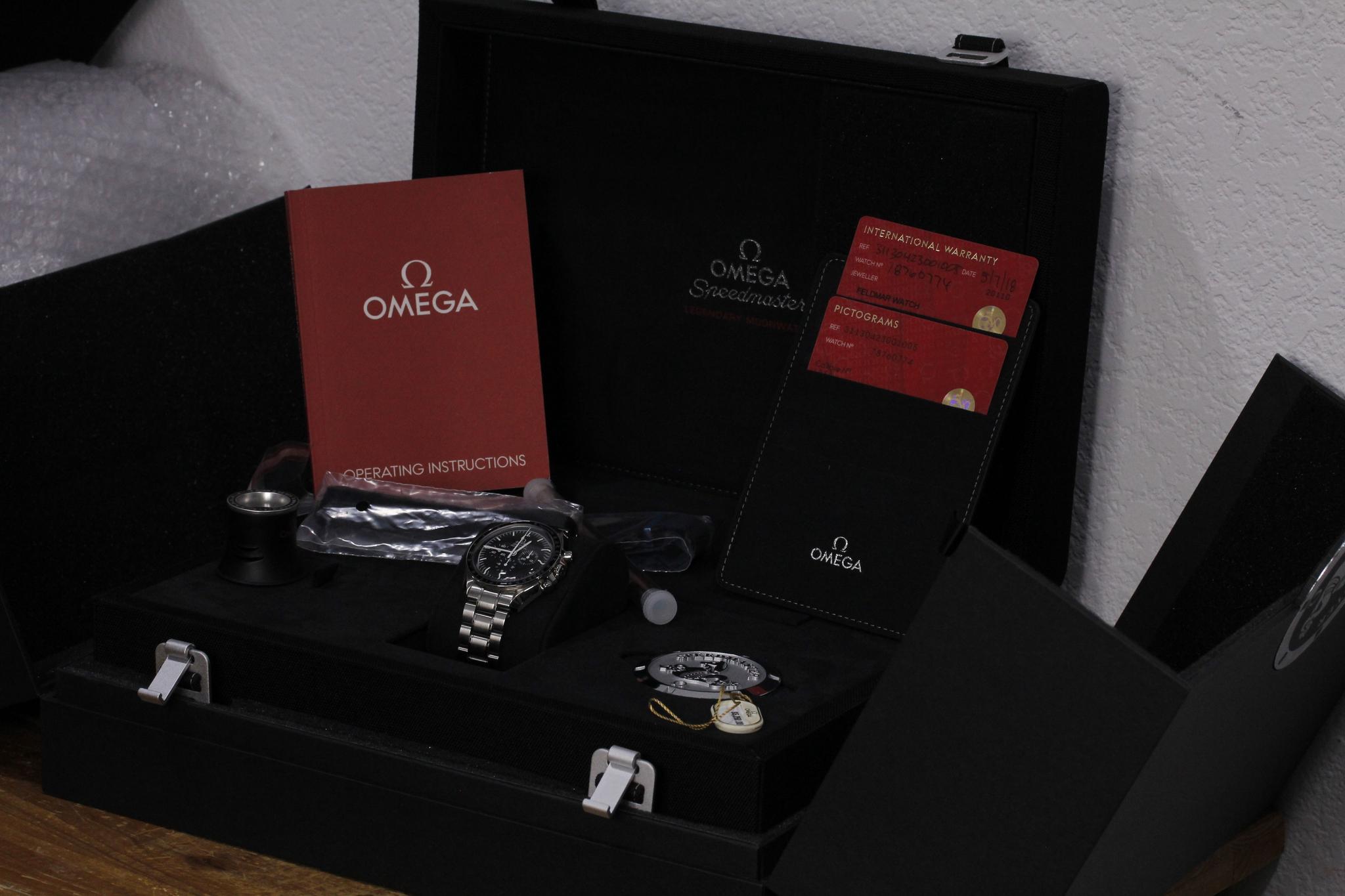 Watch Image 11