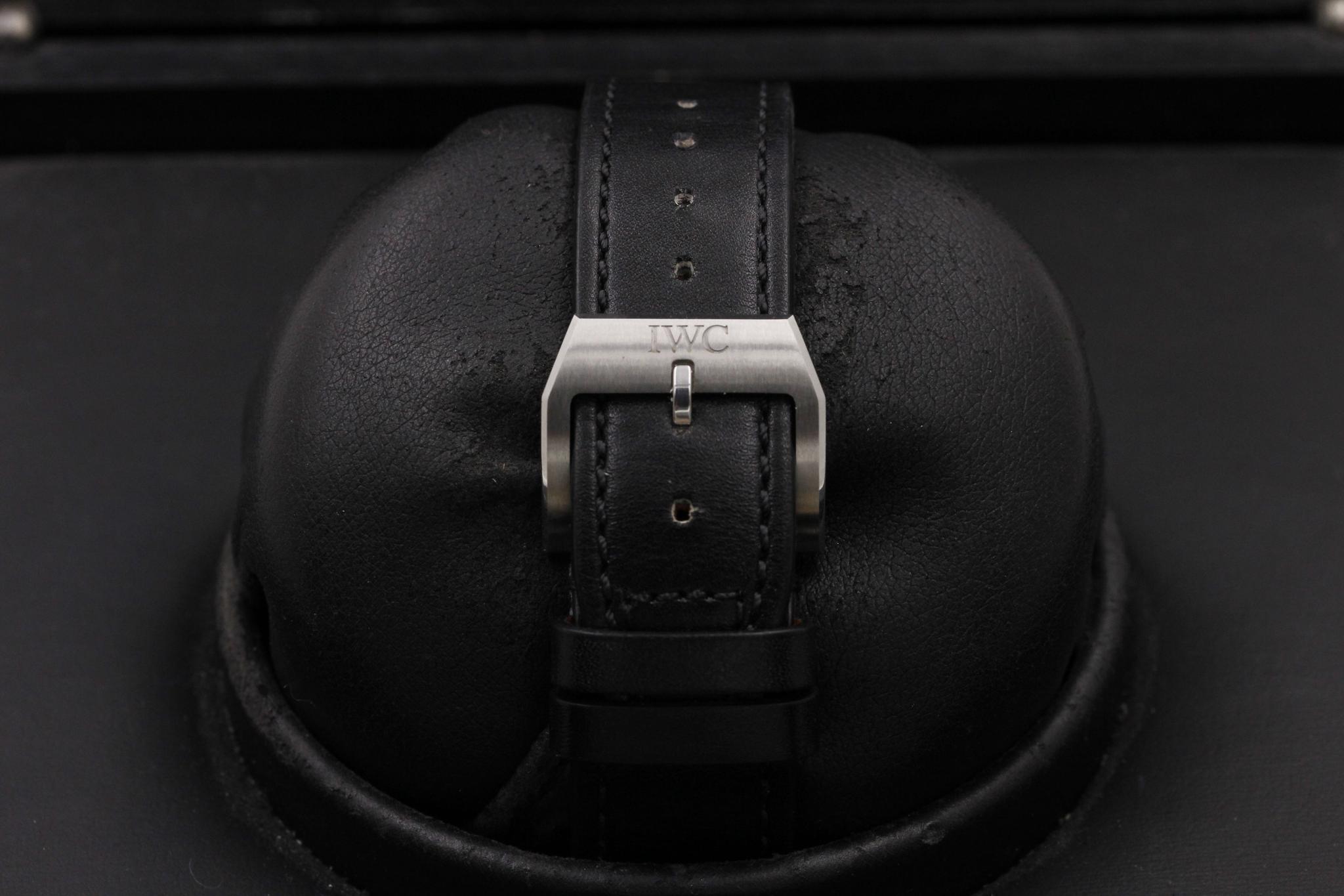Watch Image 8