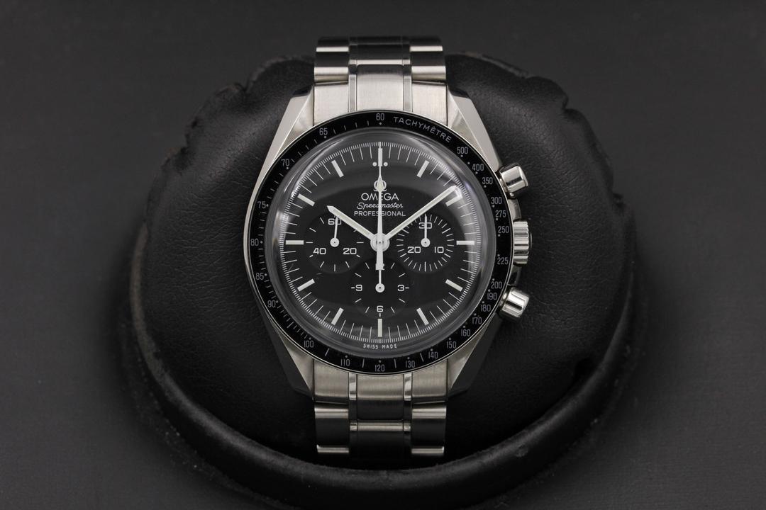 Omega Speedmaster Hesalite 311.30.42.30.01.005