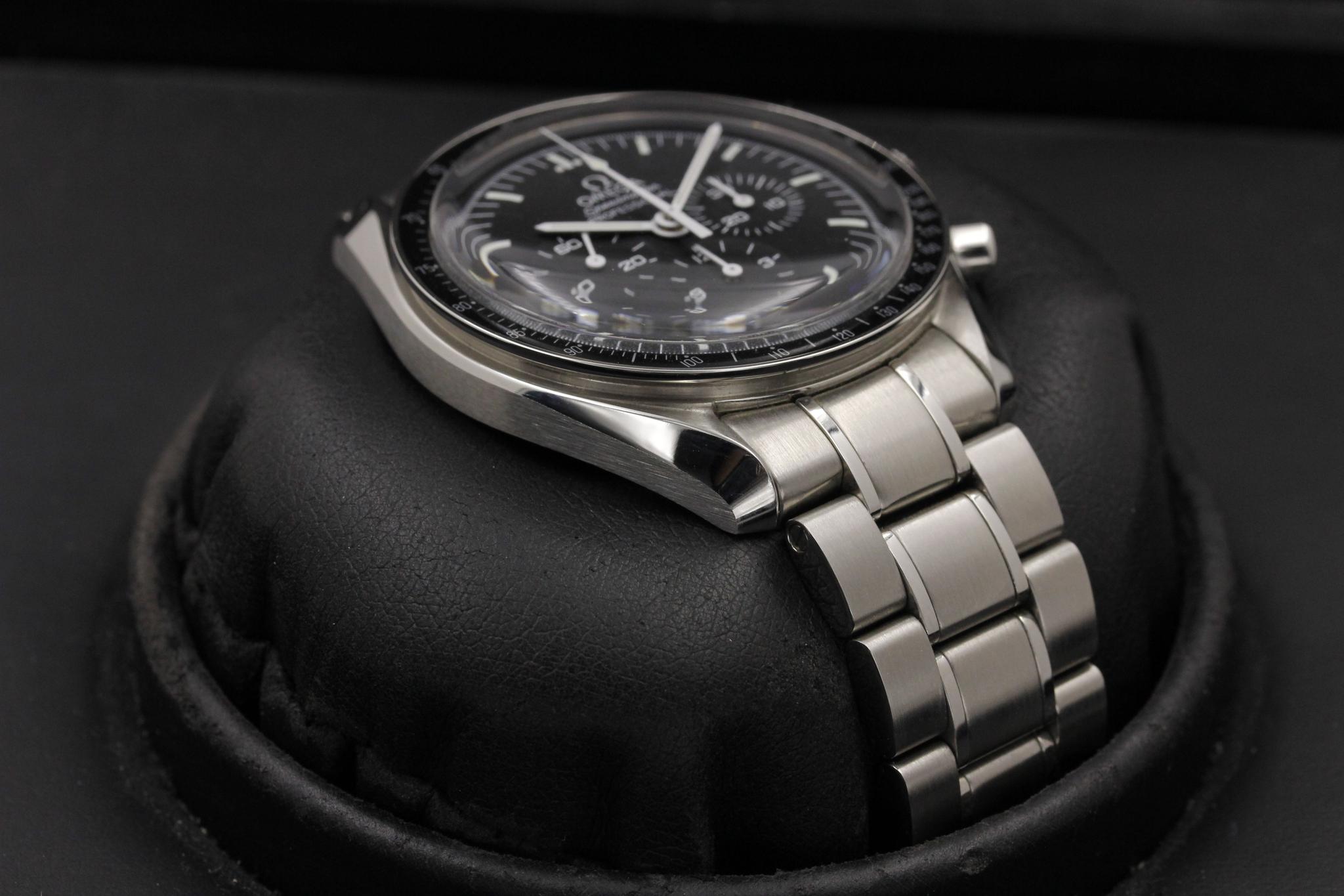 Watch Image 6