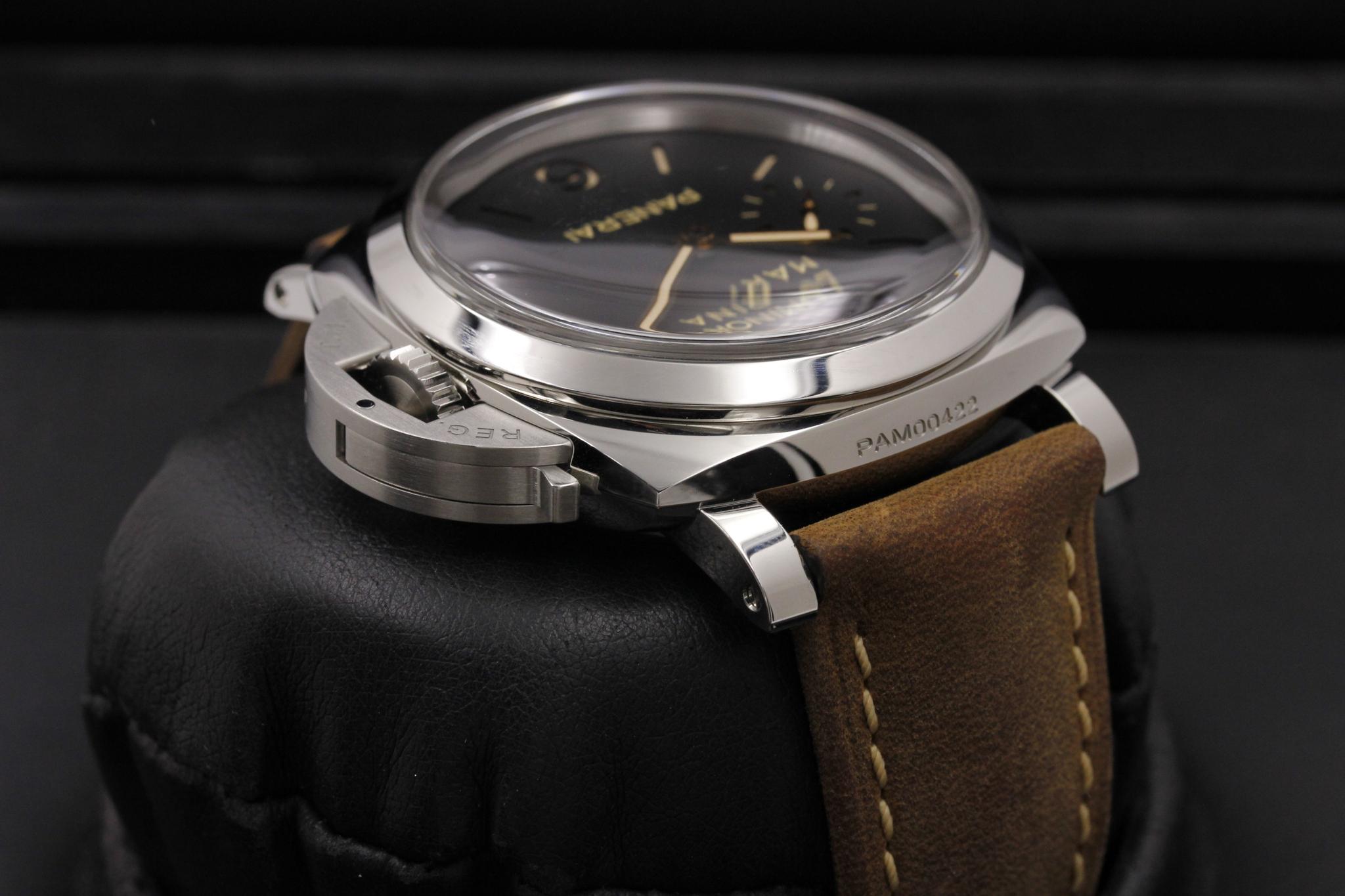 Watch Image 4
