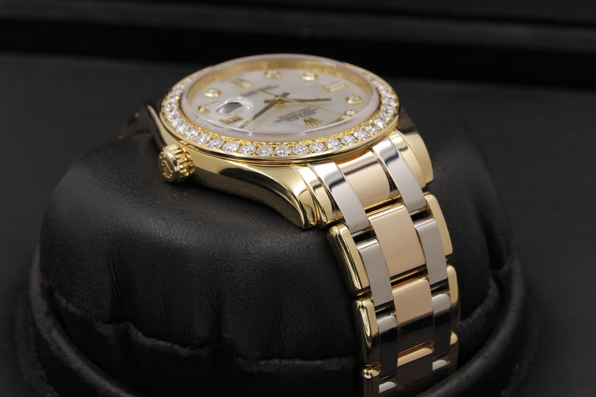 Watch Image 4