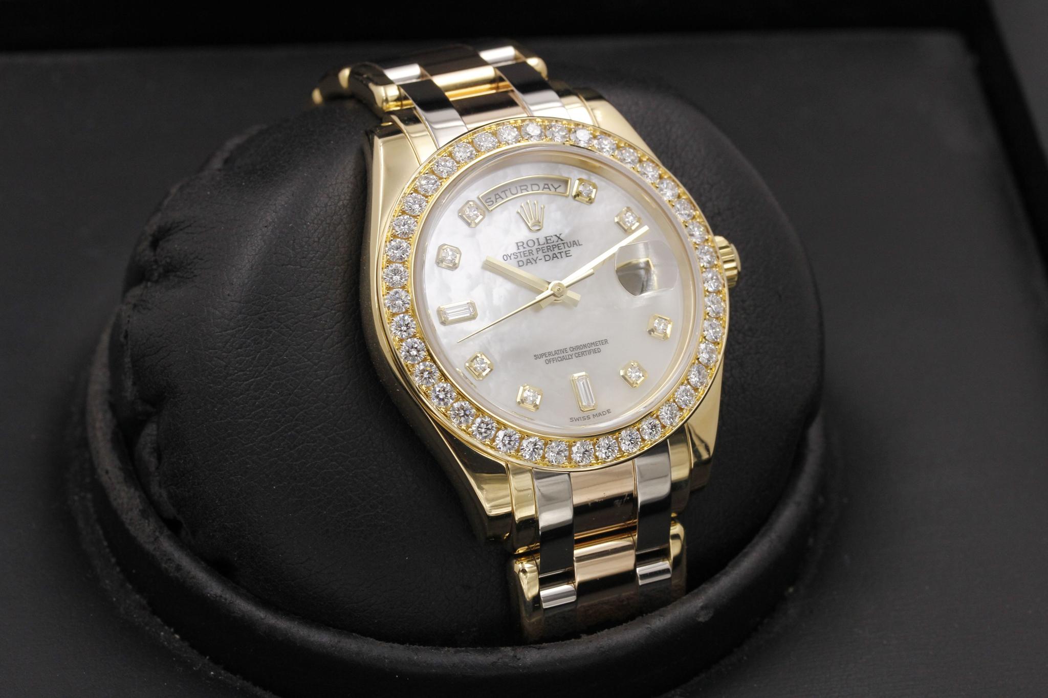 Watch Image 10