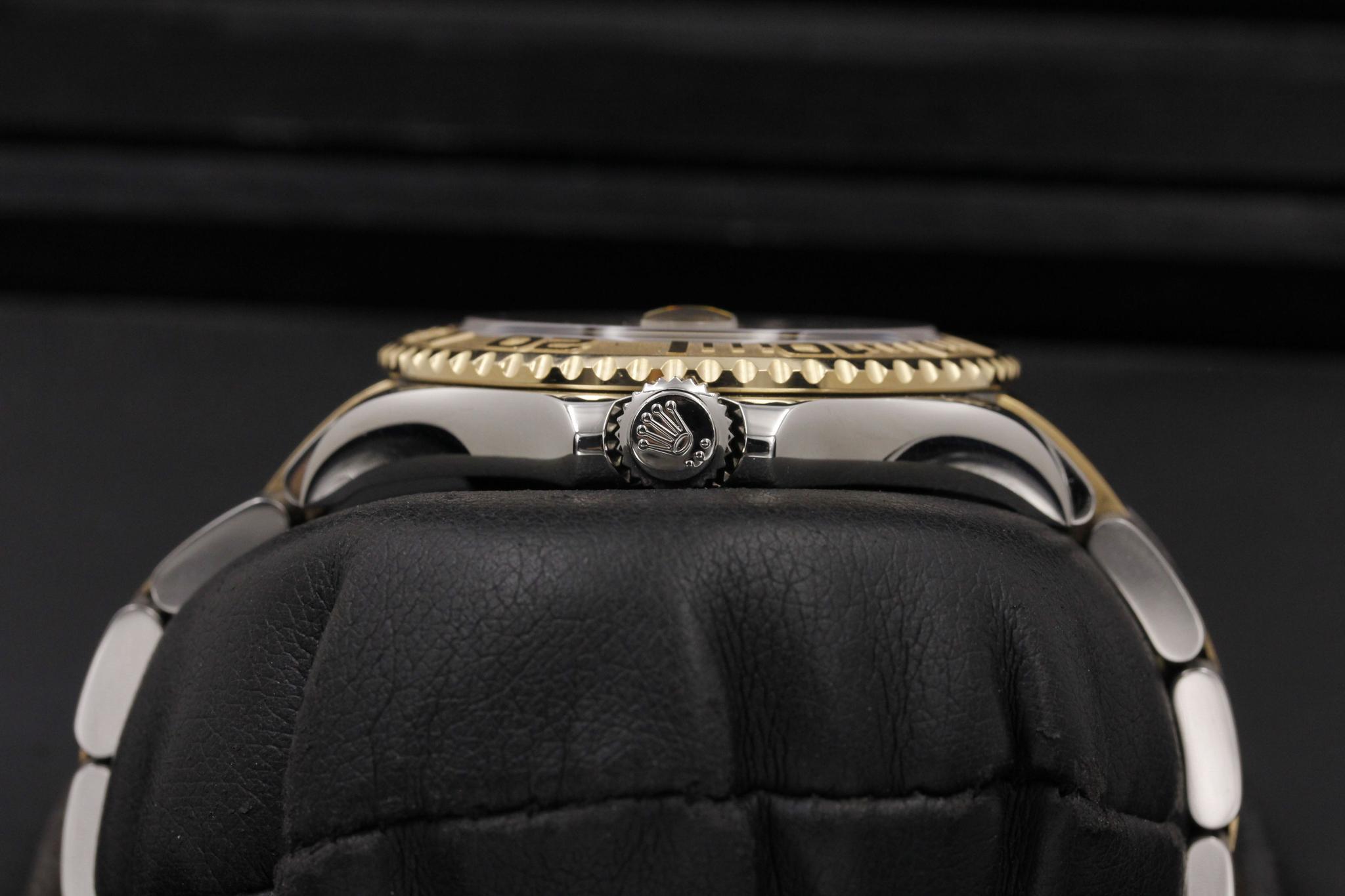 Watch Image 3