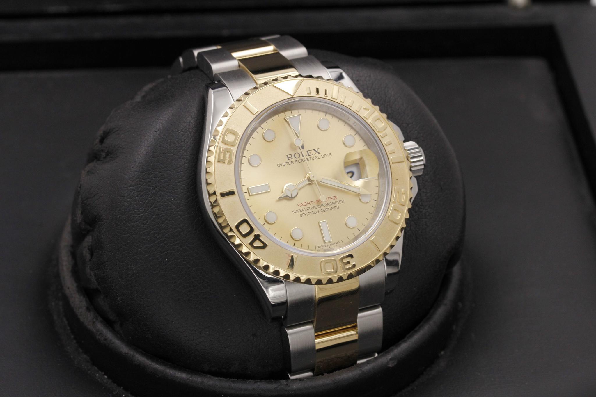 Watch Image 10