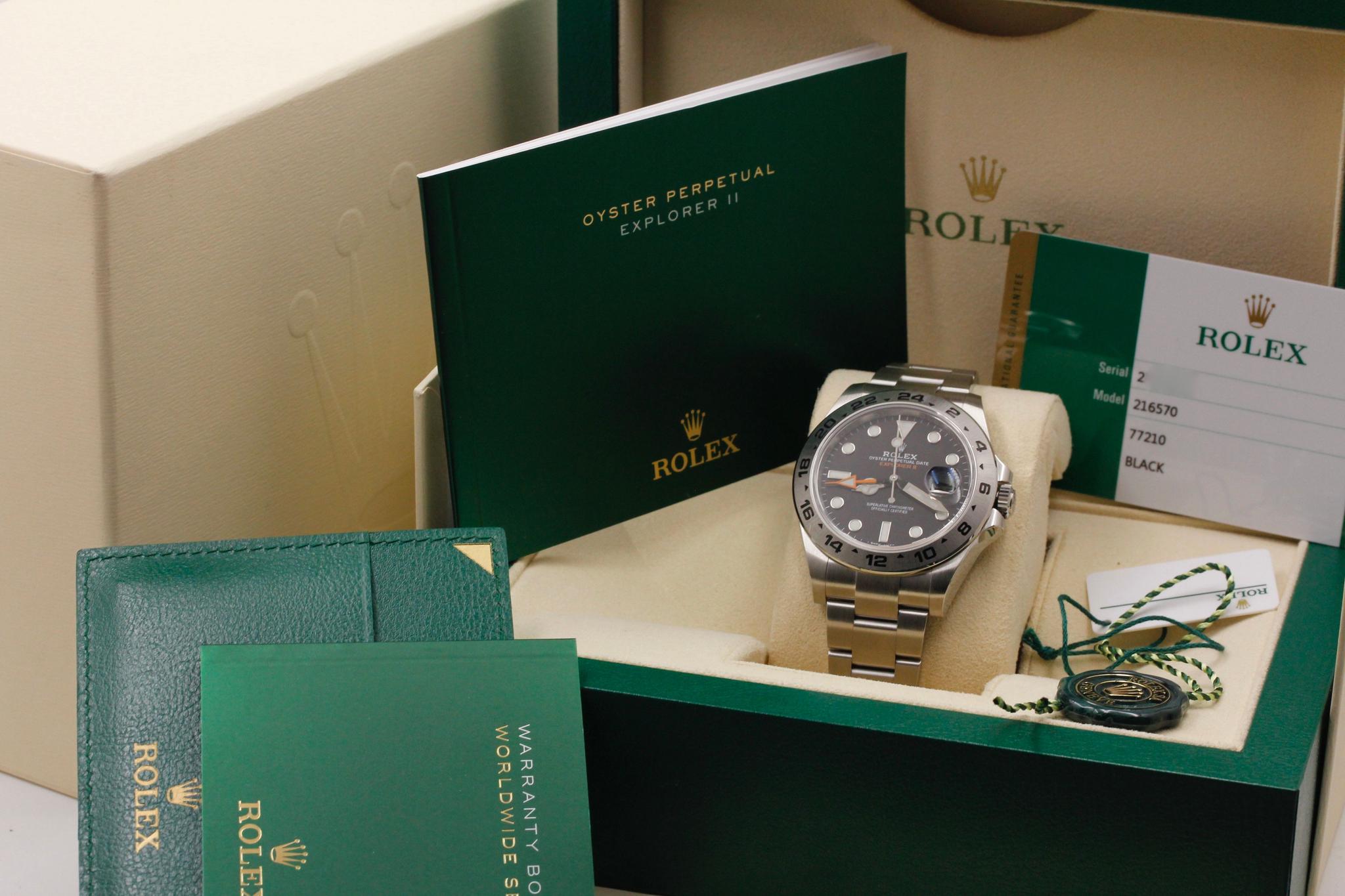 Watch Image 11