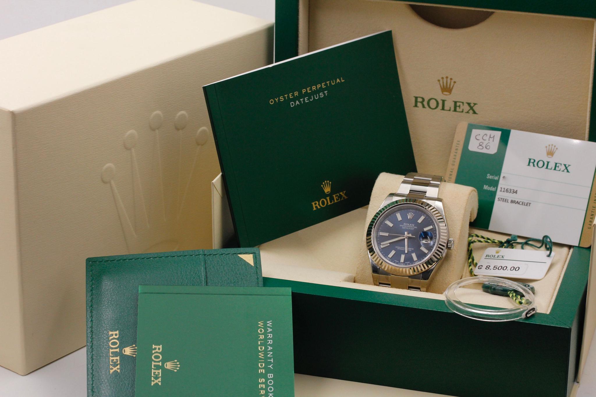 Watch Image 11
