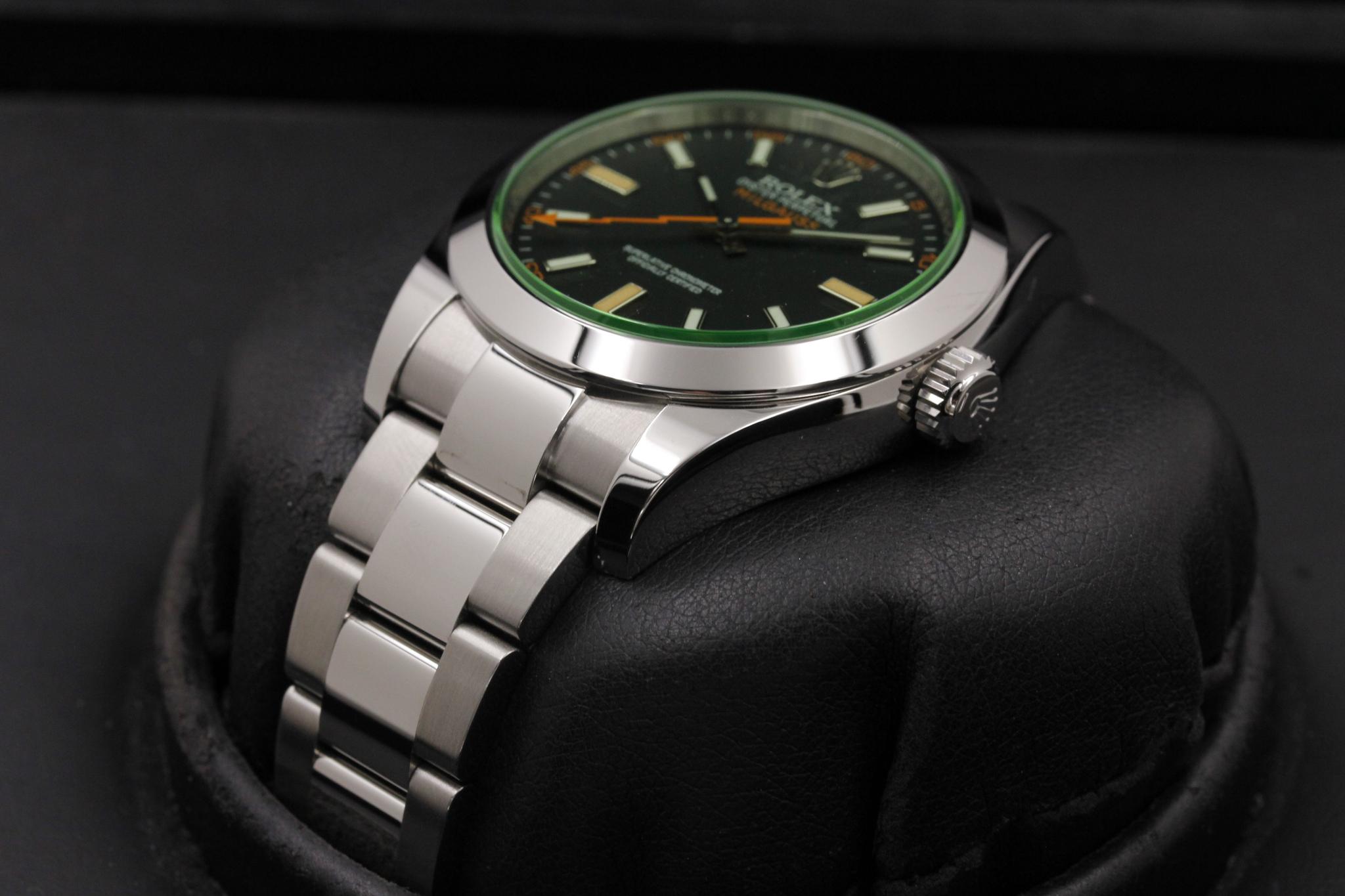 Watch Image 2