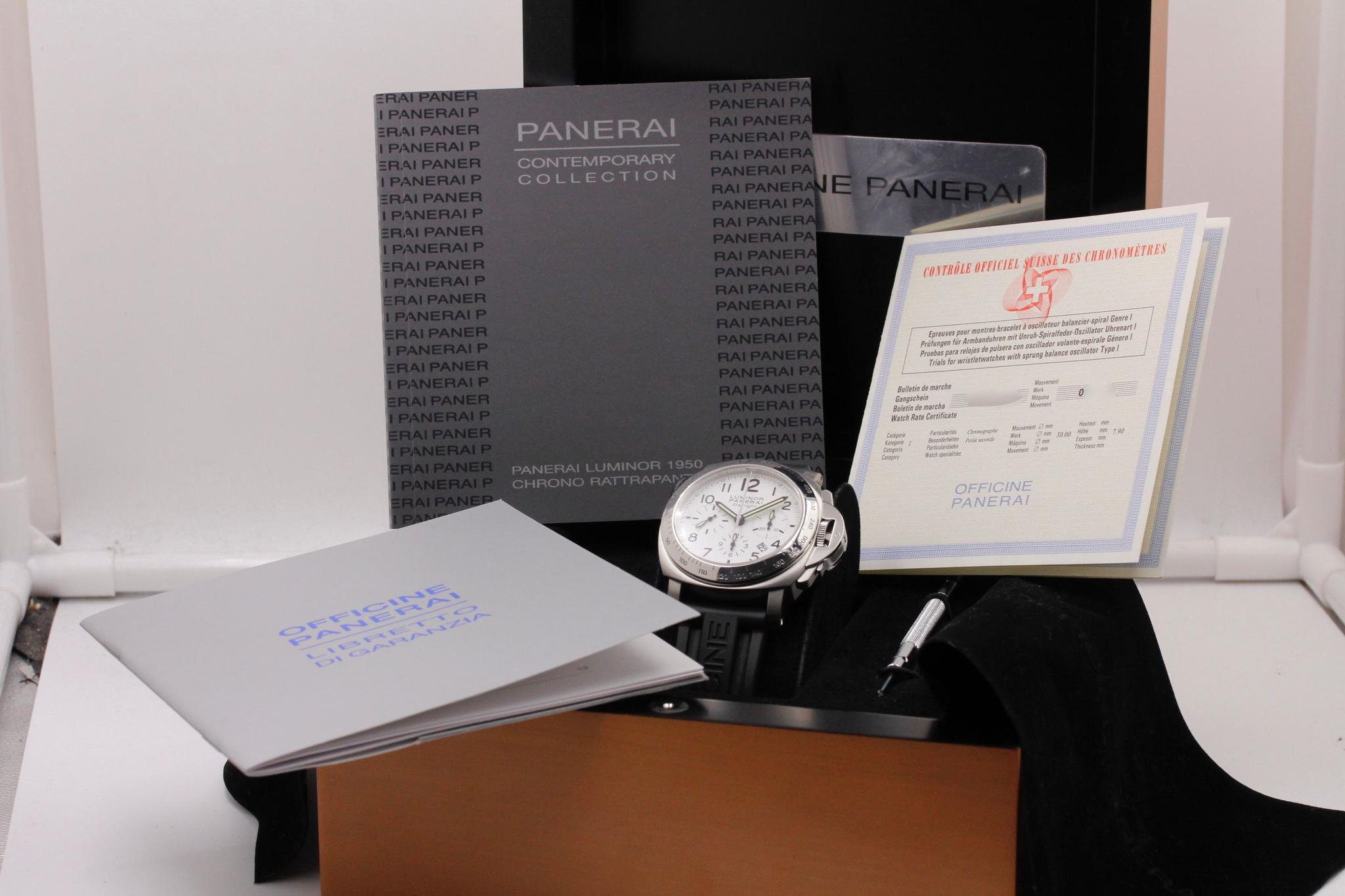 Watch Image 11