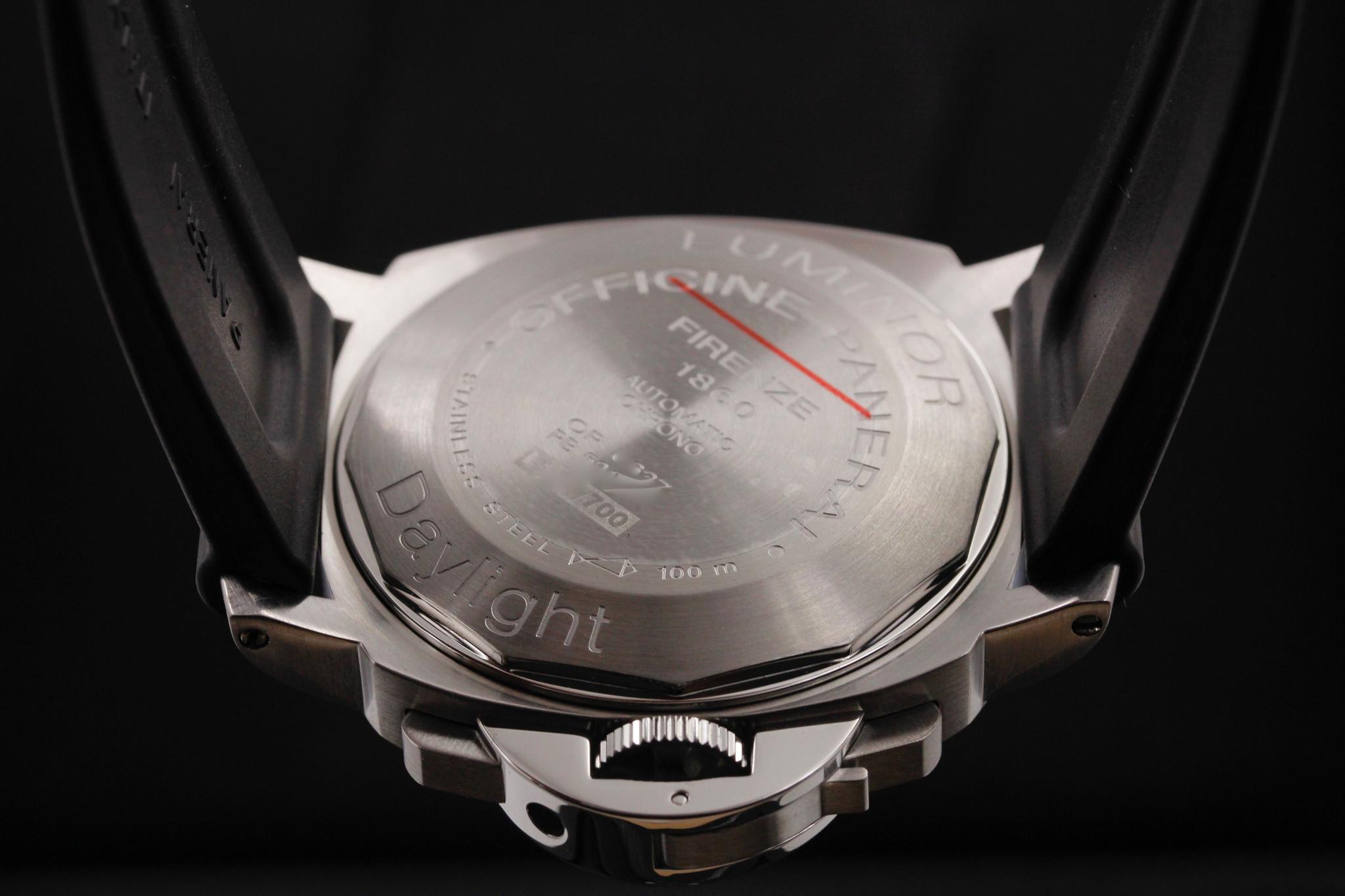 Watch Image 7