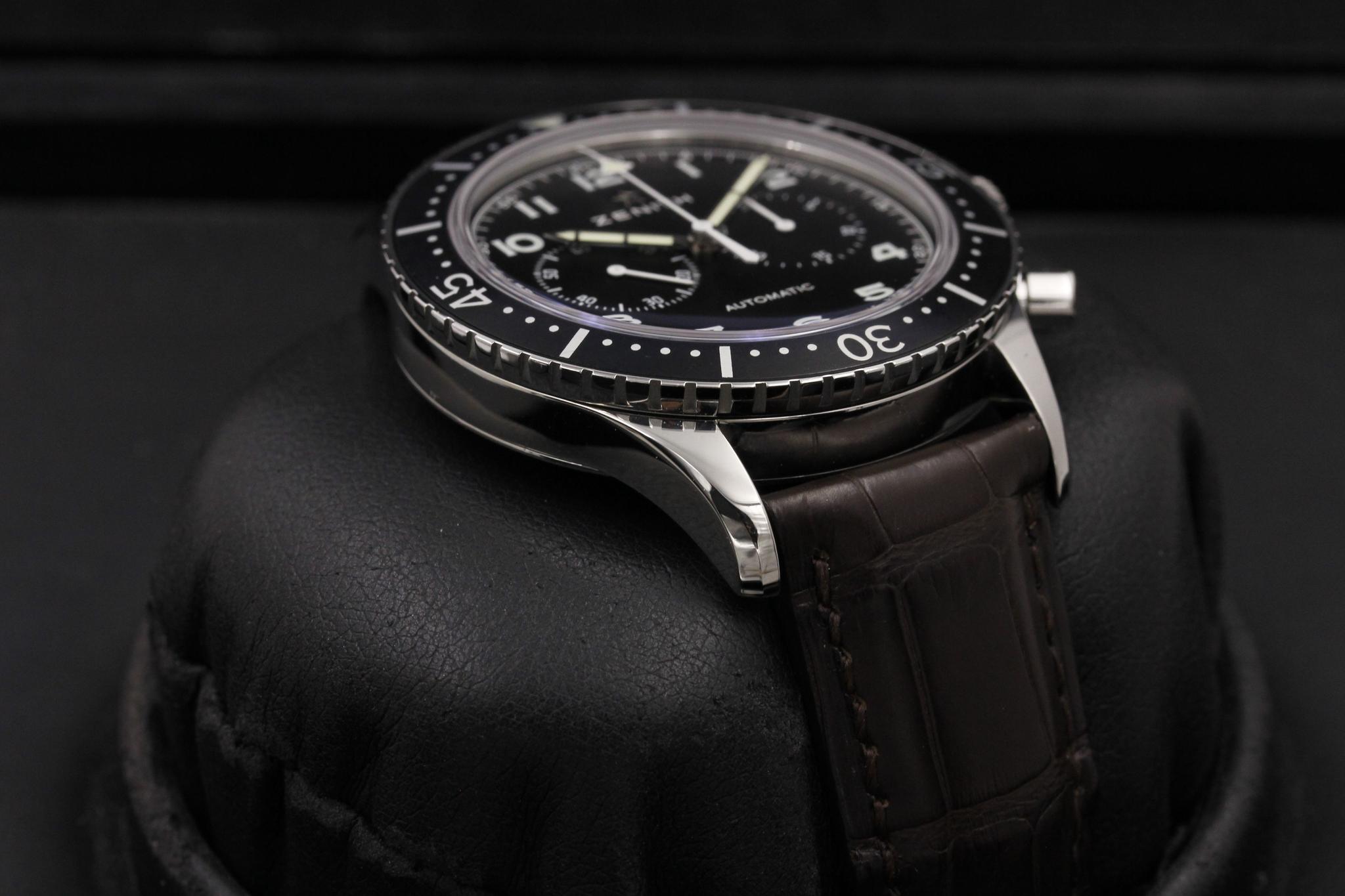 Watch Image 6