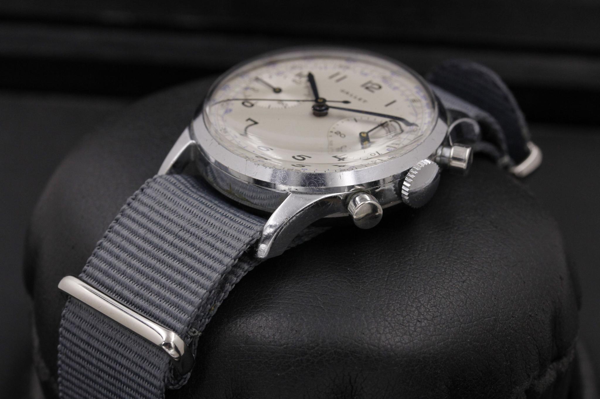 Watch Image 3
