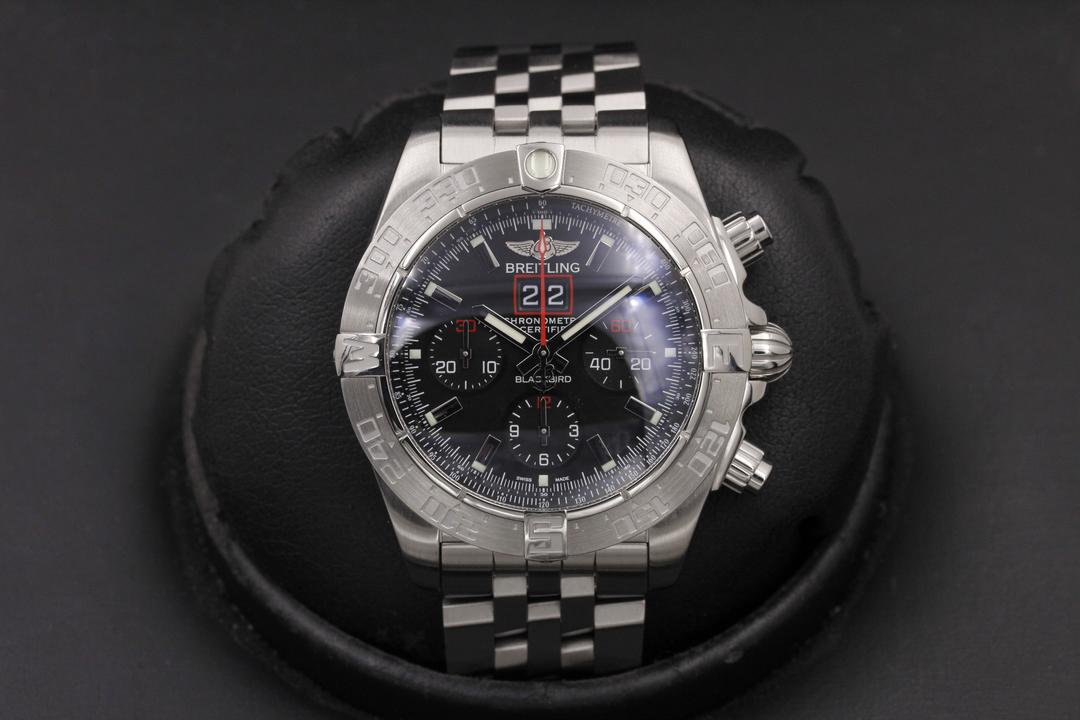 Breitling Blackbird Windrider Chronomat A44360