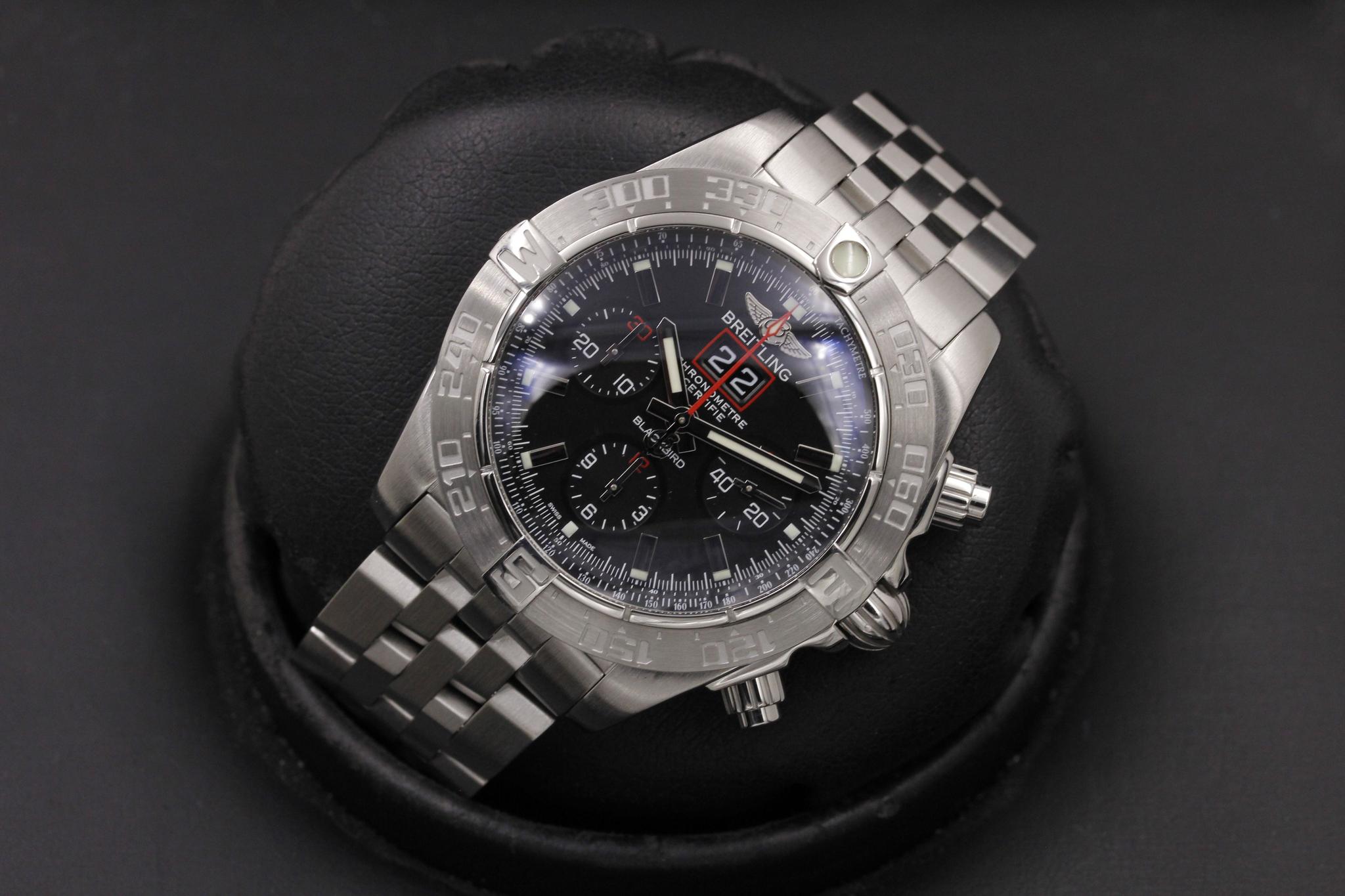 Watch Image 9