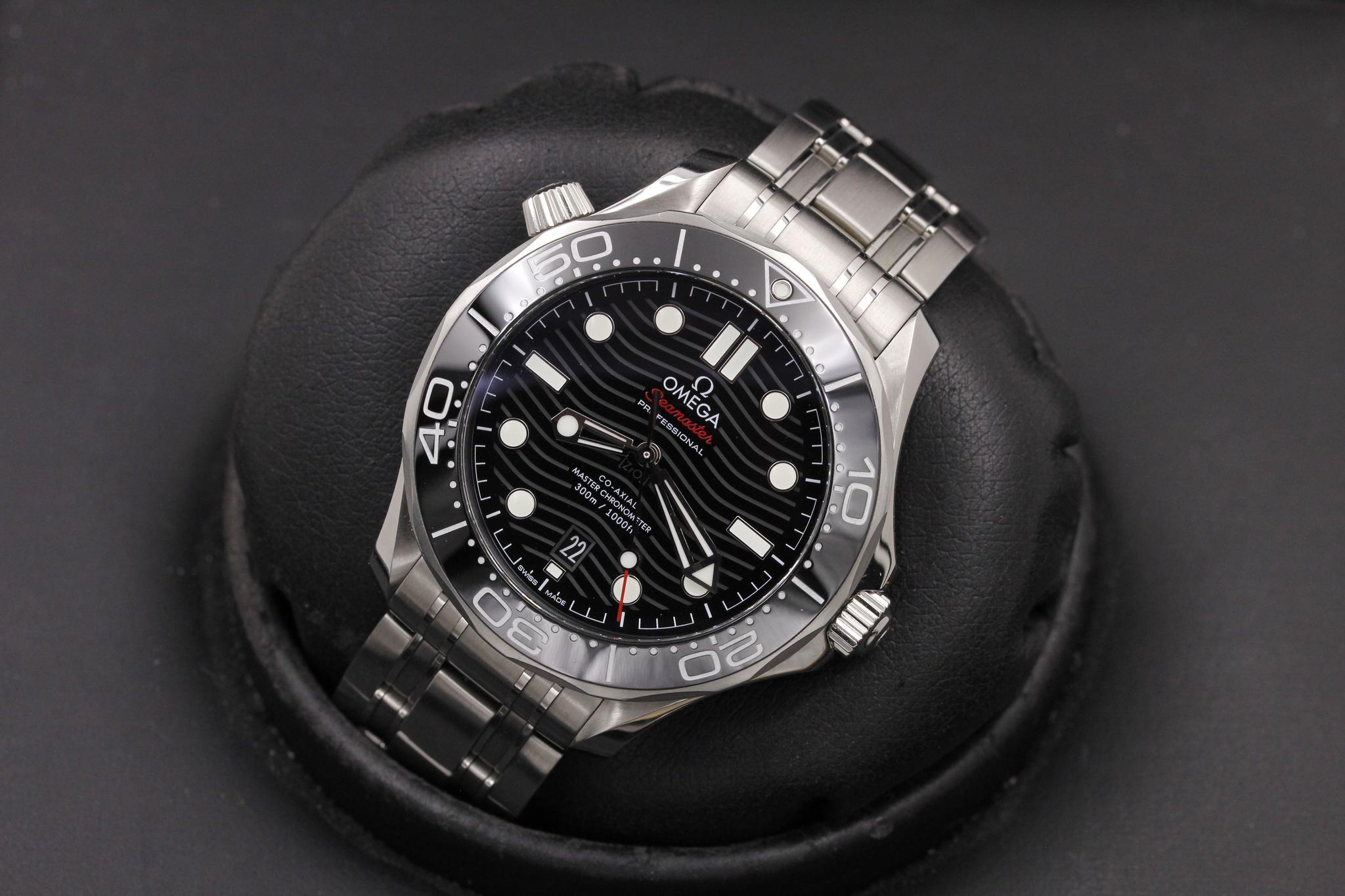 Watch Image 9