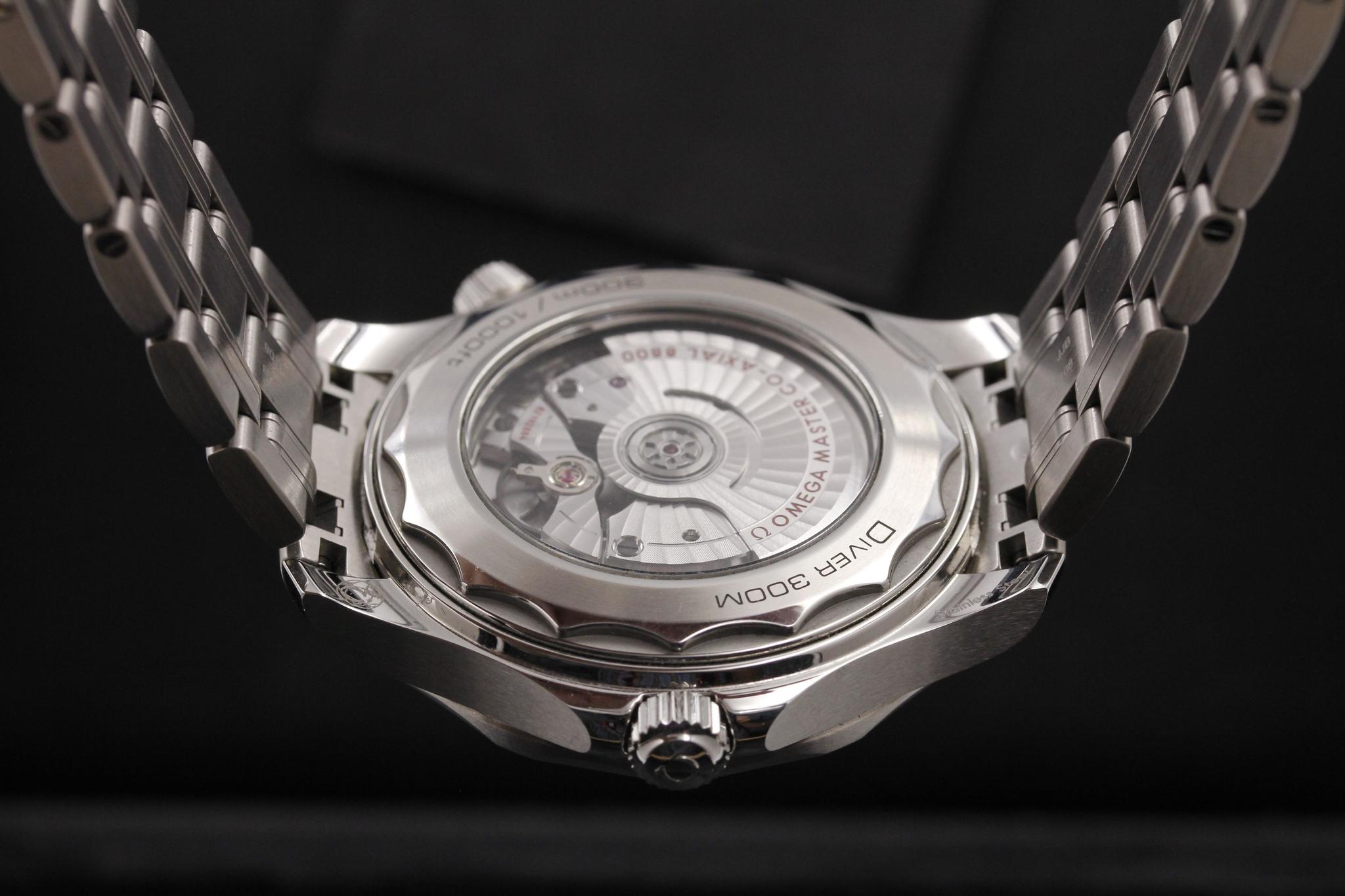 Watch Image 7