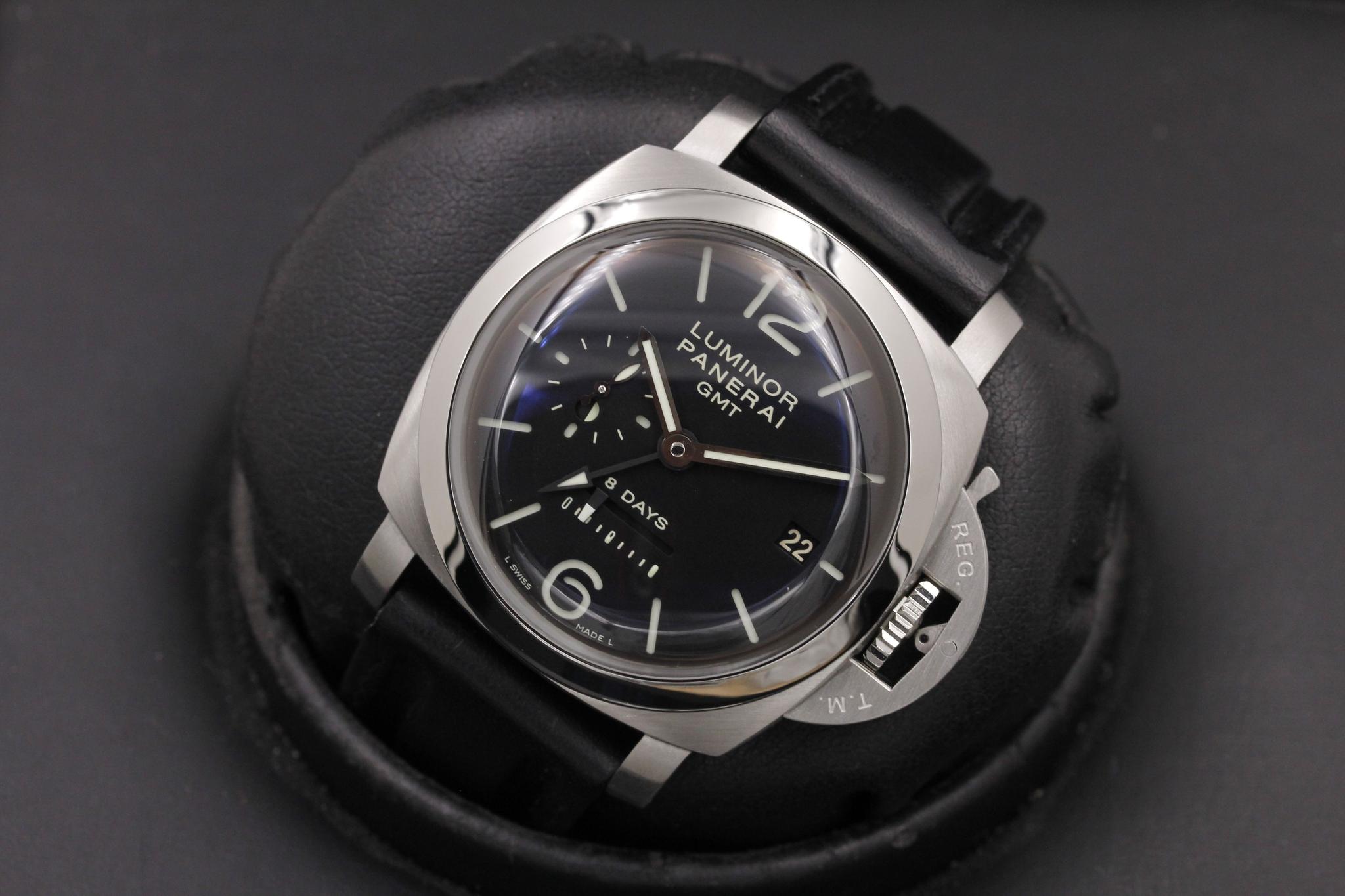 Watch Image 9