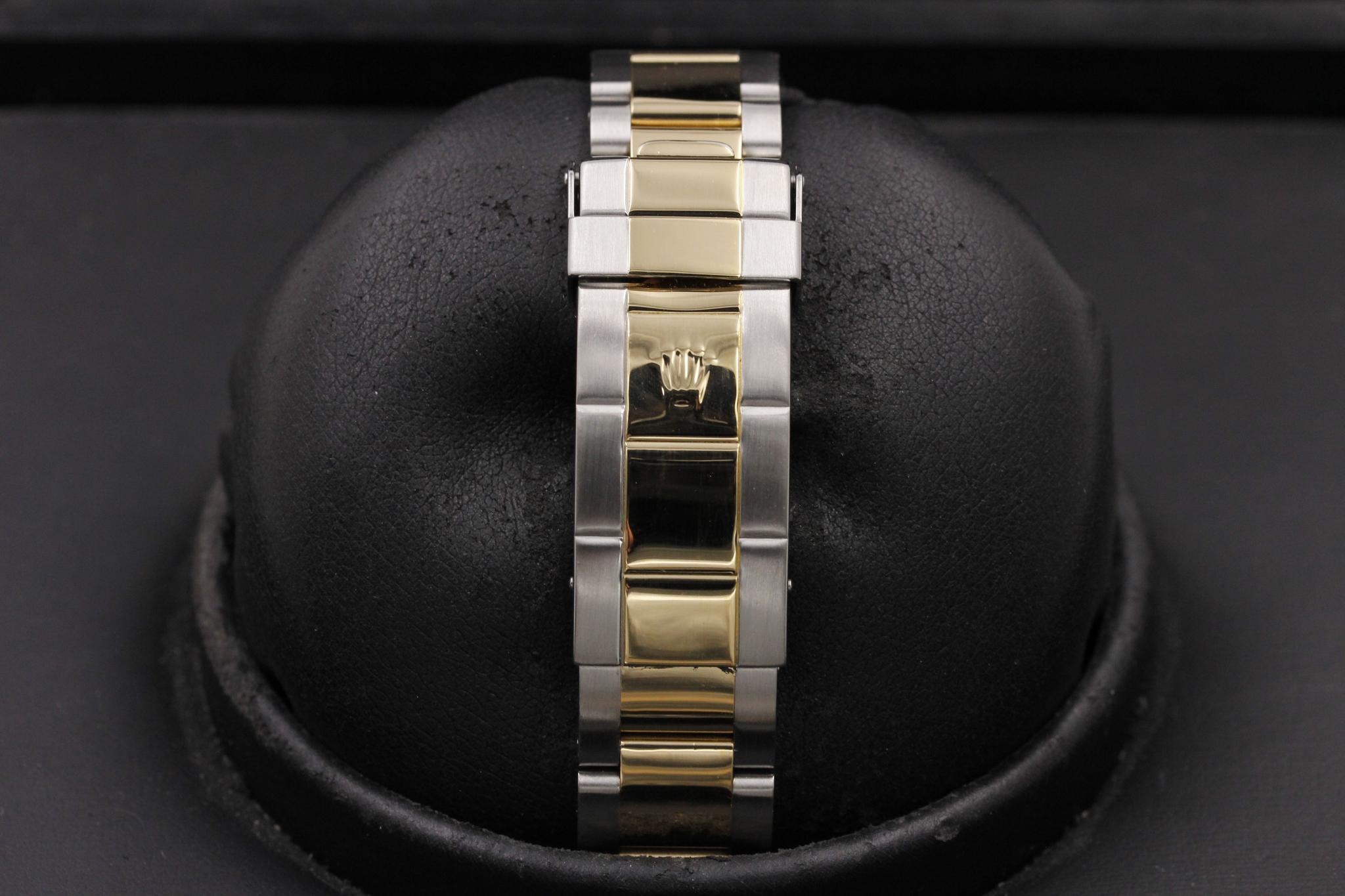 Watch Image 7