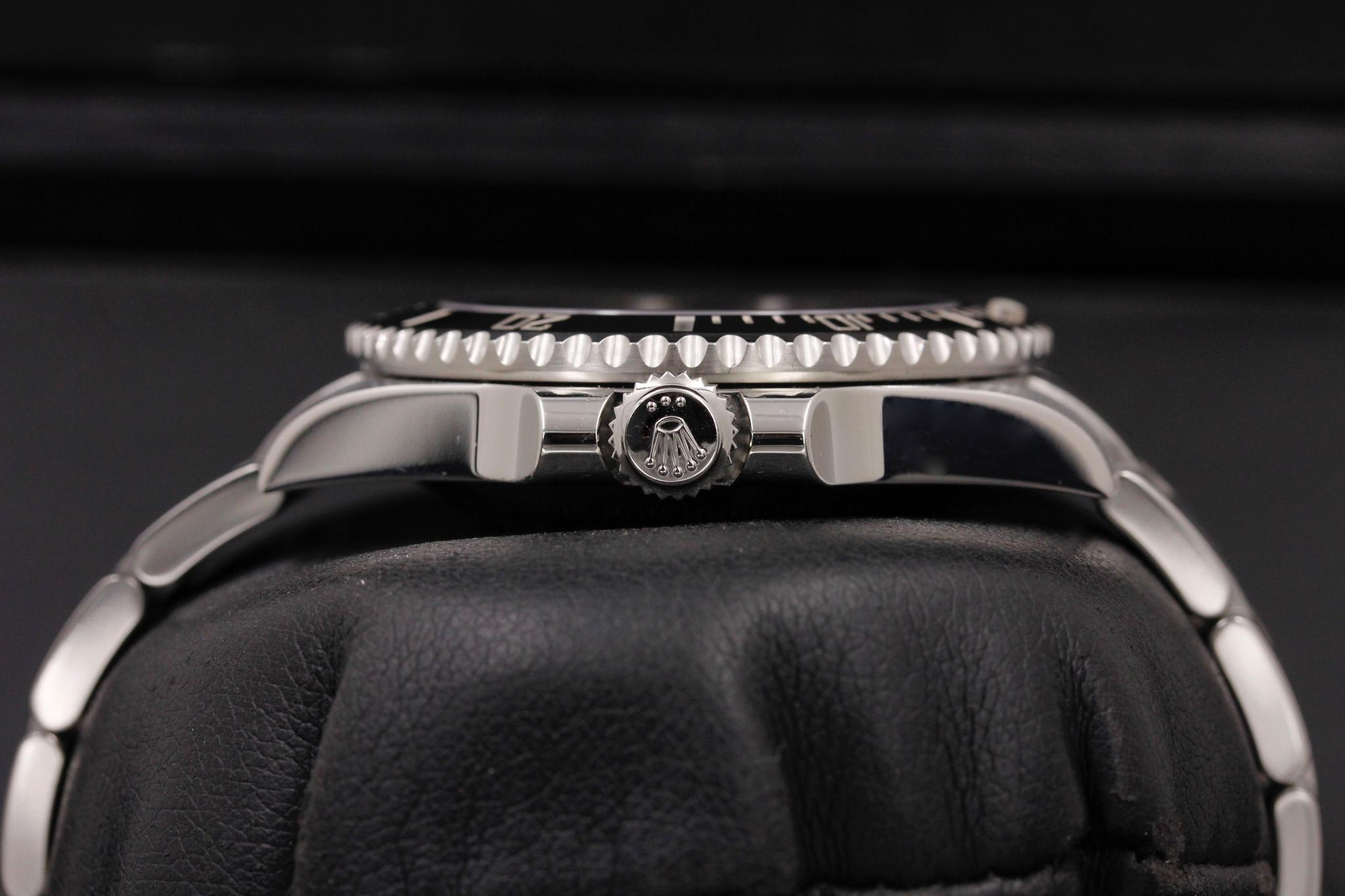 Watch Image 3