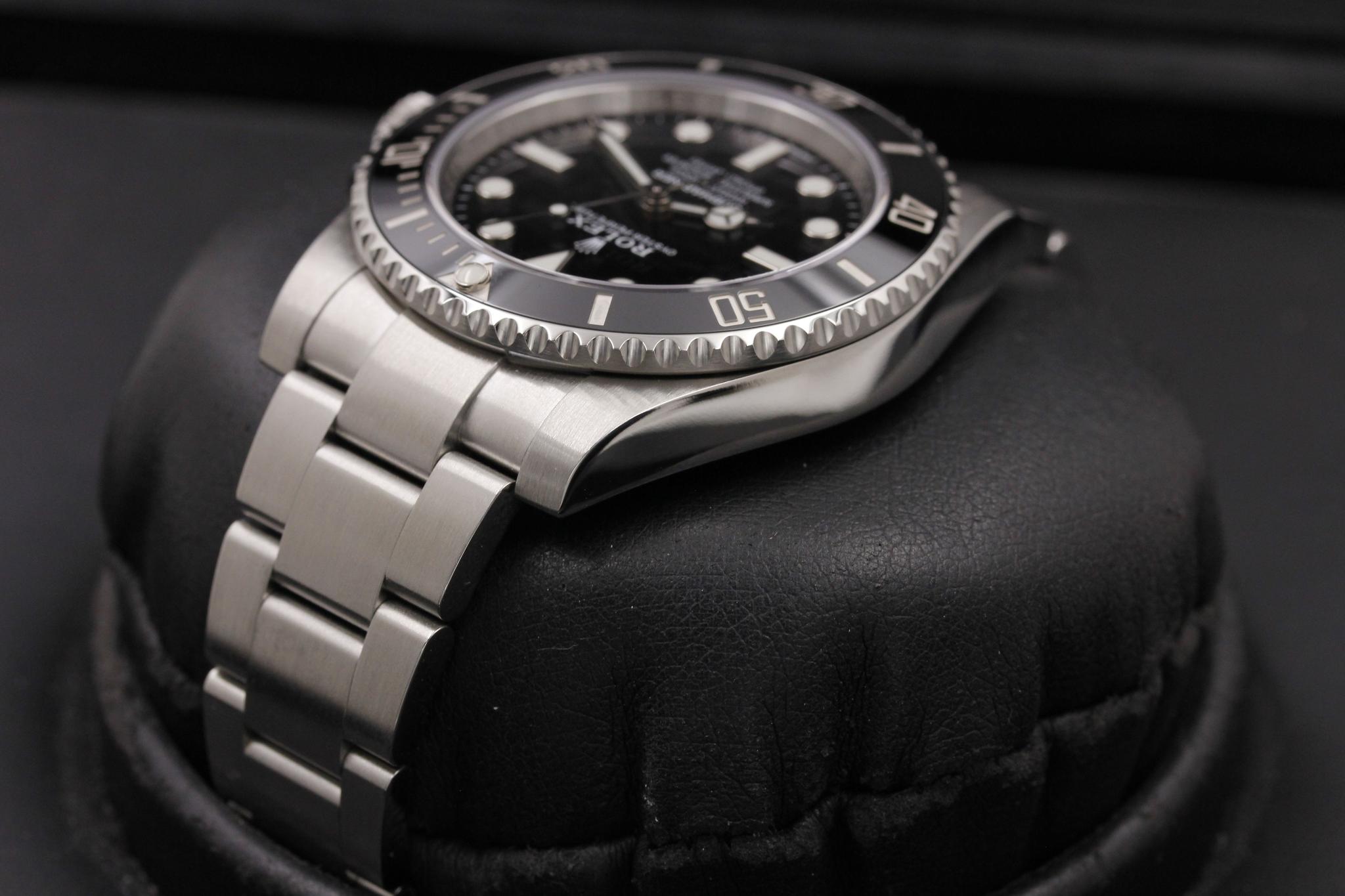 Watch Image 5