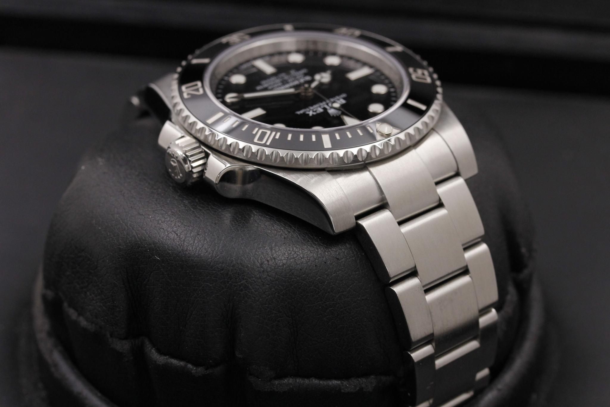 Watch Image 4