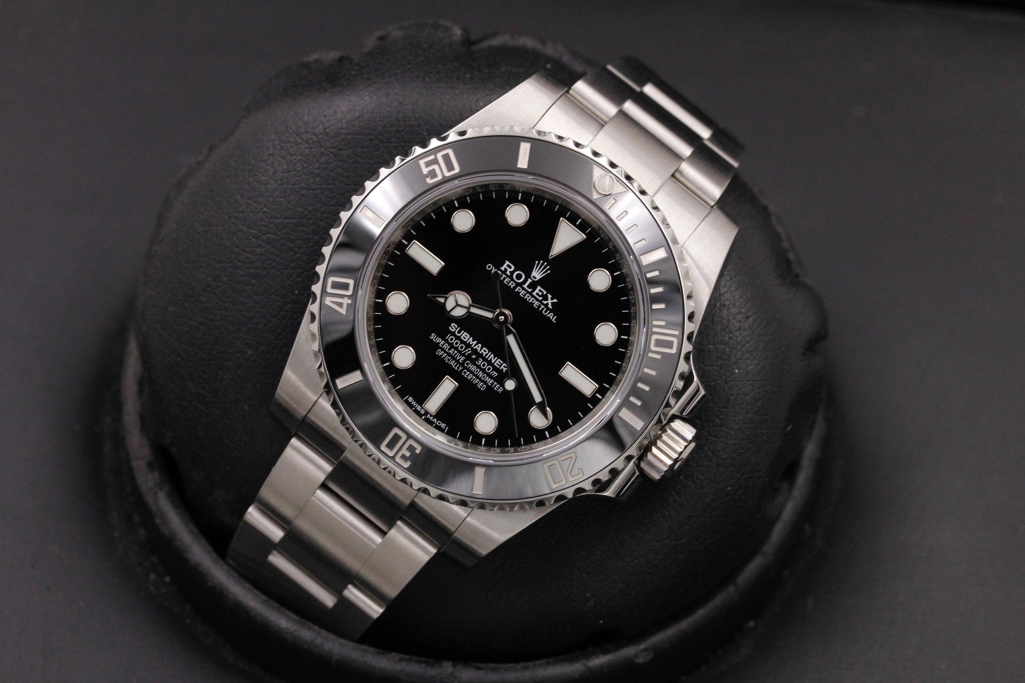 Watch Image 9