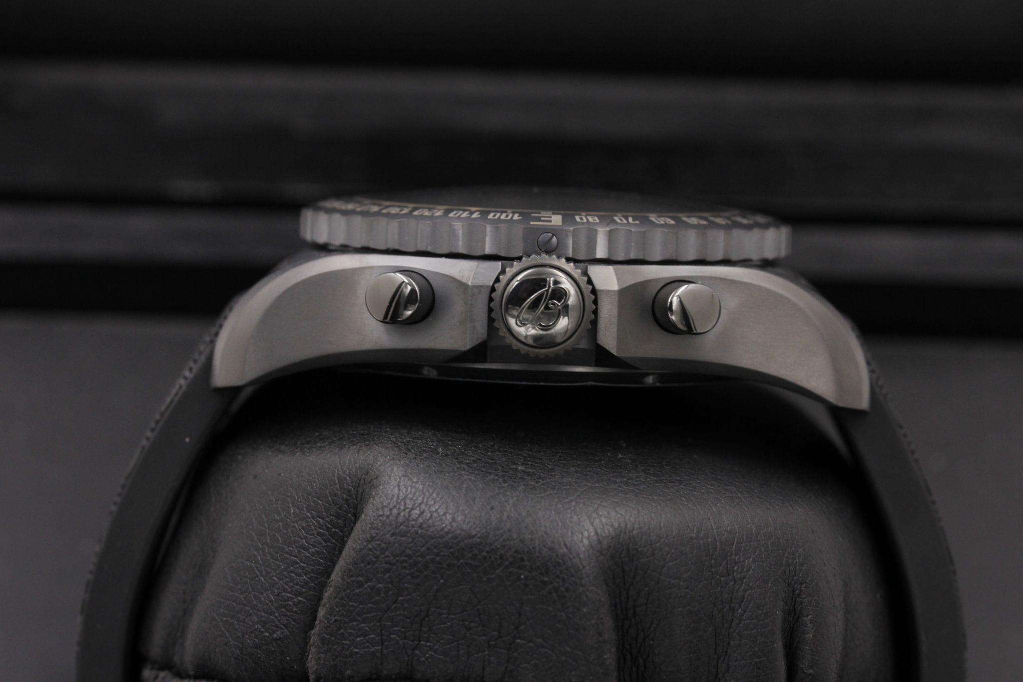 Watch Image 3