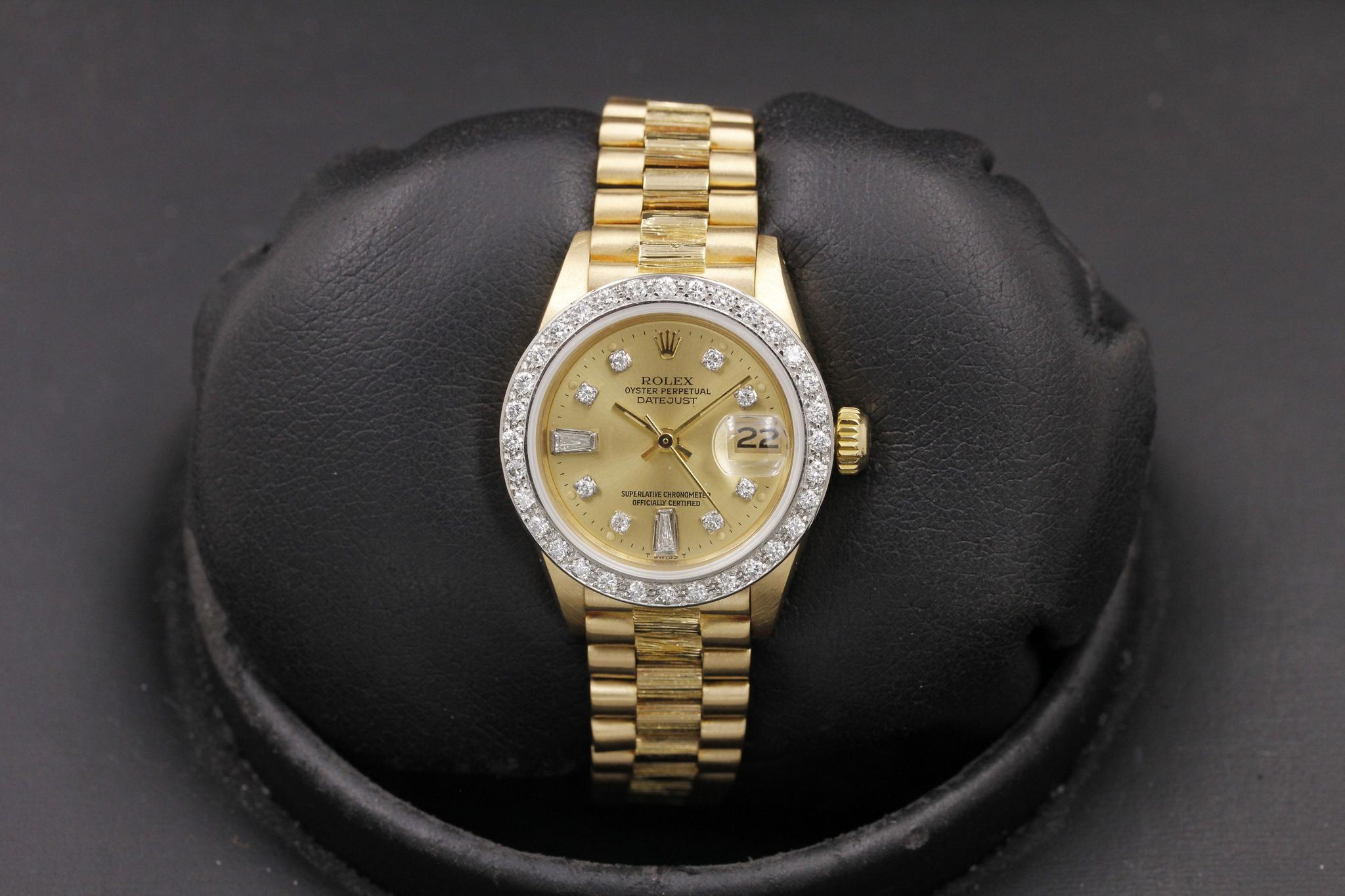 Watch Image 1