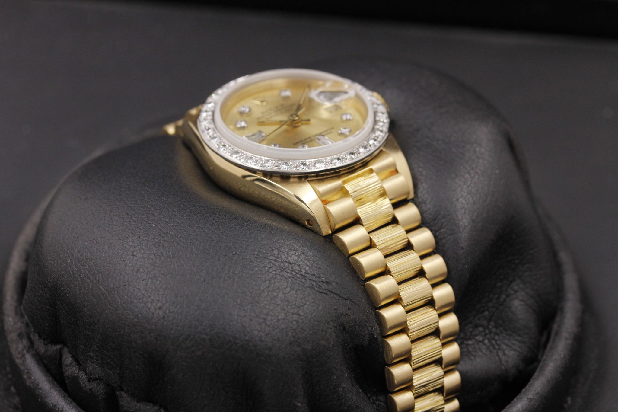 Watch Image 6